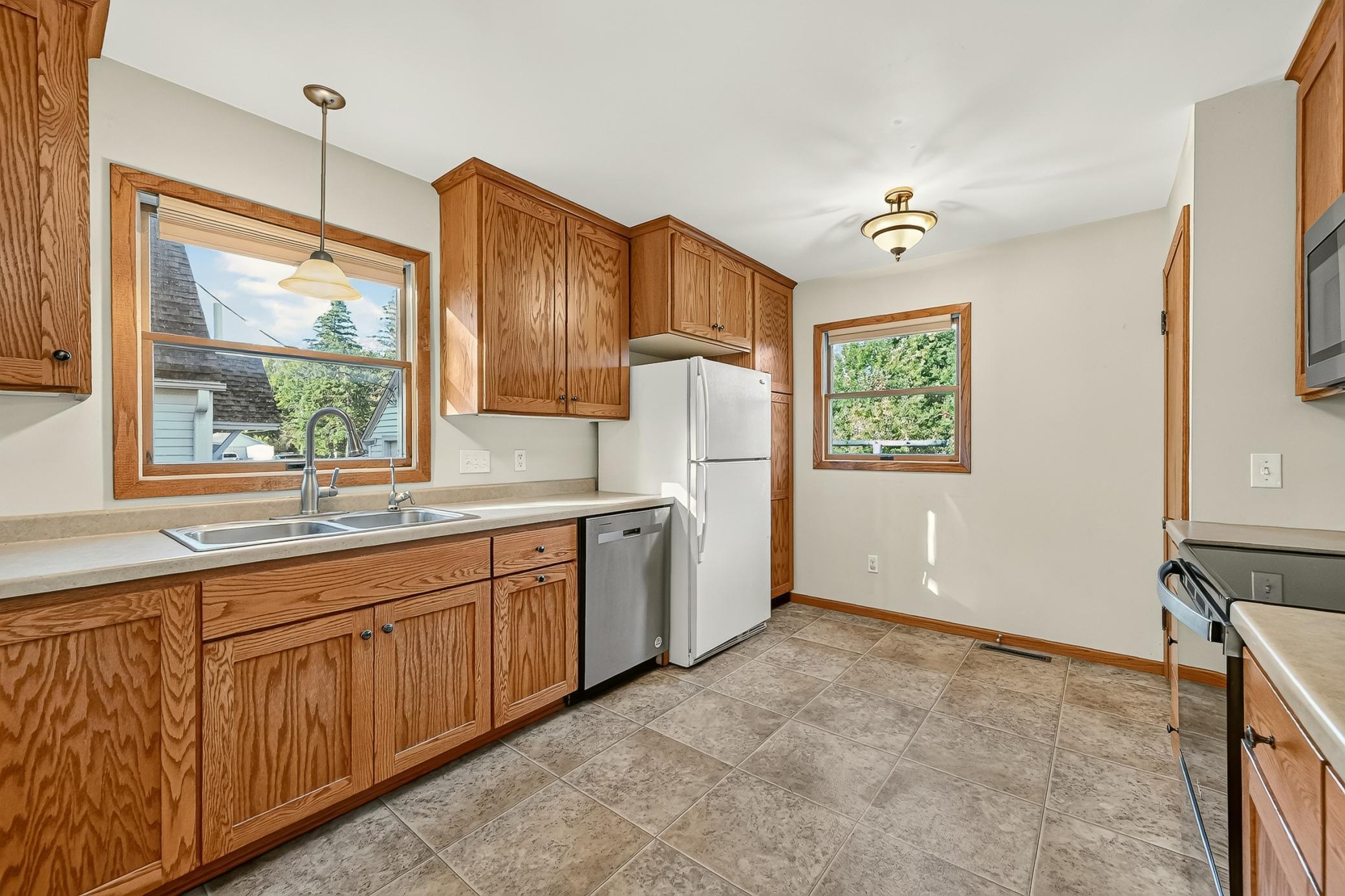 307 2nd Avenue Nw Property Photo 9
