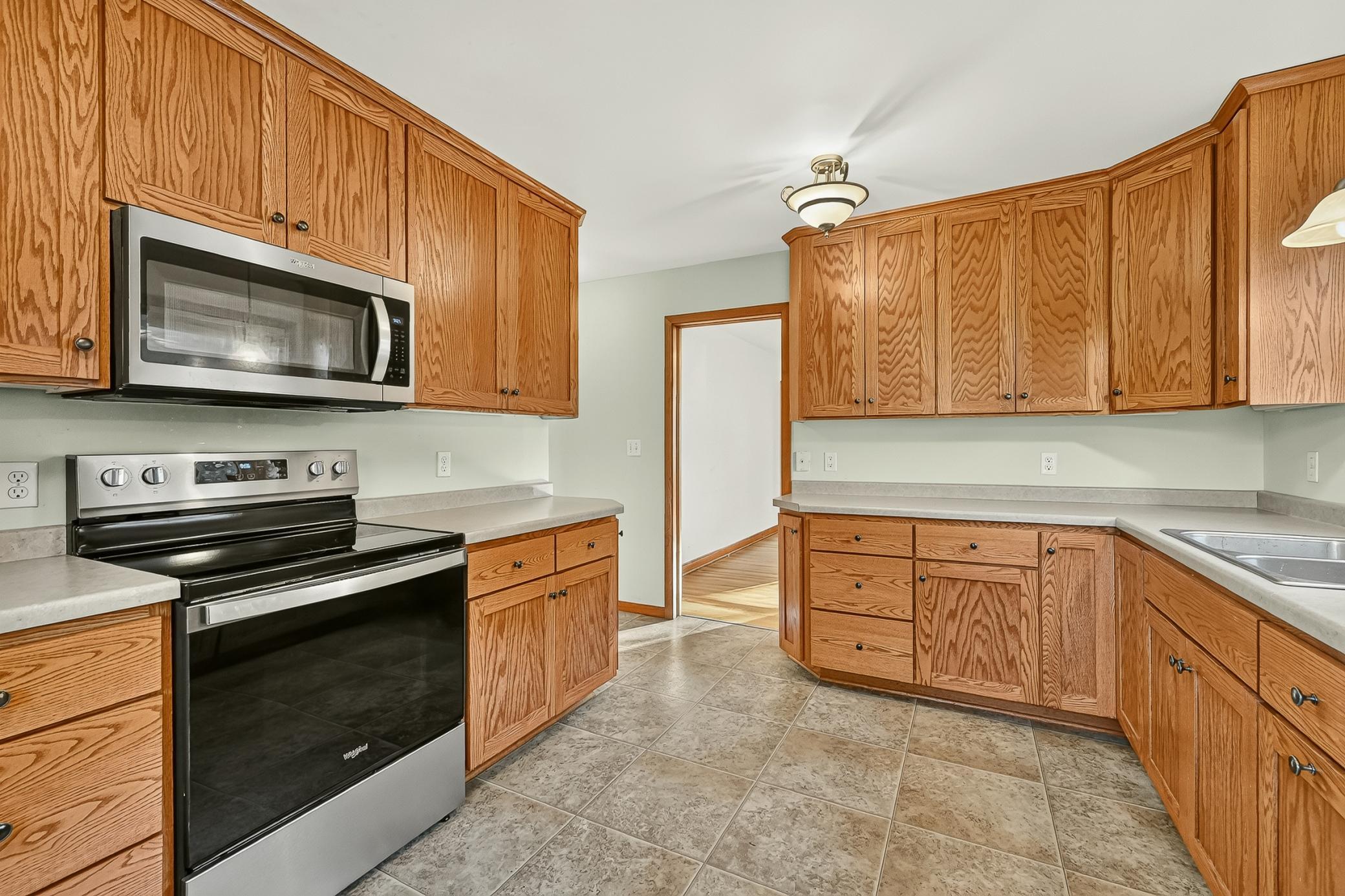 307 2nd Avenue Nw Property Photo 12
