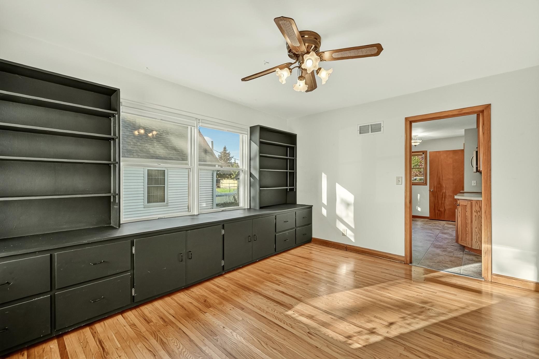 307 2nd Avenue Nw Property Photo 14