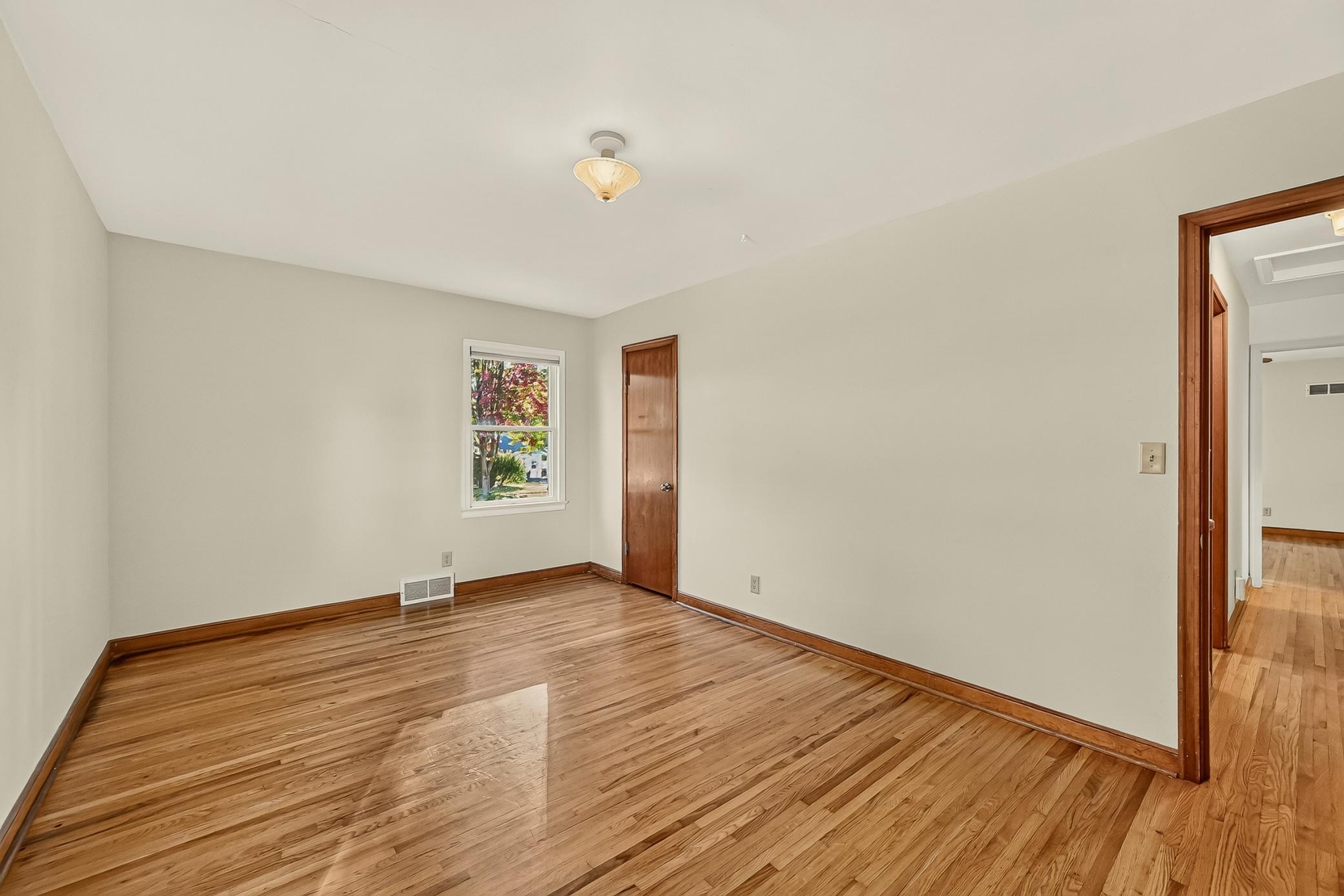 307 2nd Avenue Nw Property Photo 19