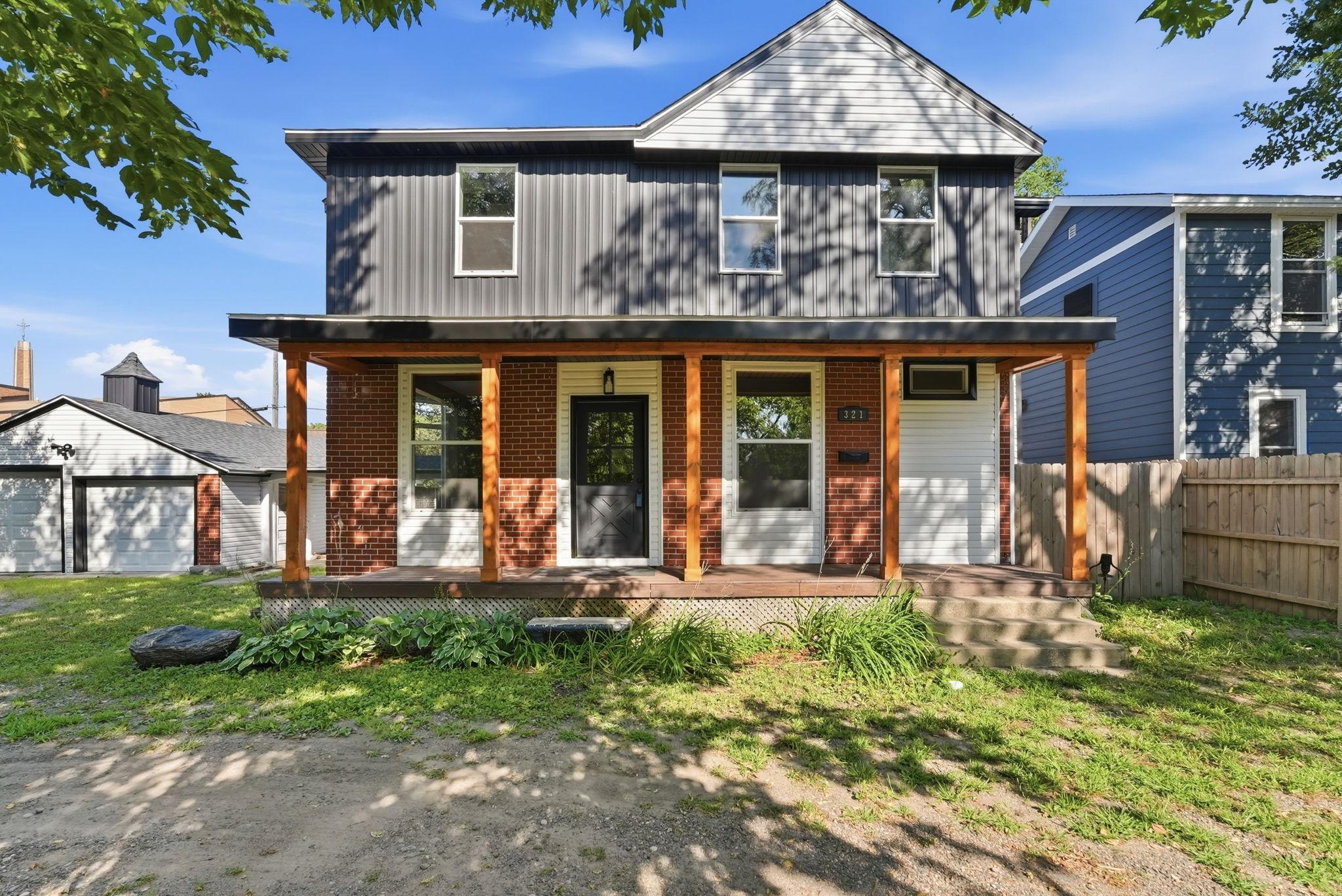 321 7th Street SW Property Photo 1