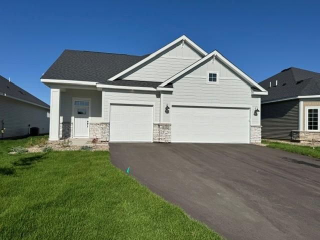 6132 158th Street N Property Photo 2