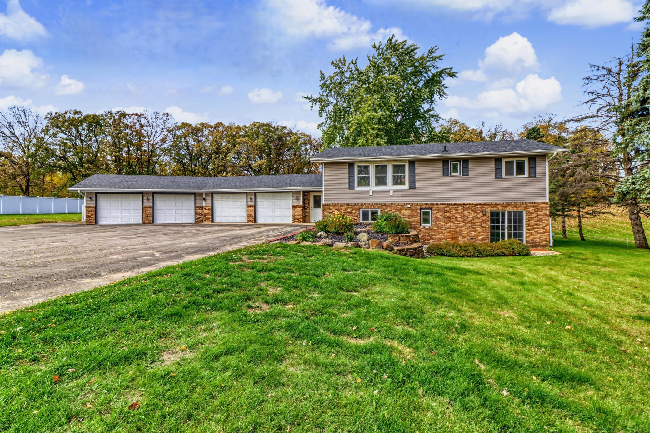 21240 Brookridge Lane Property Photo 1
