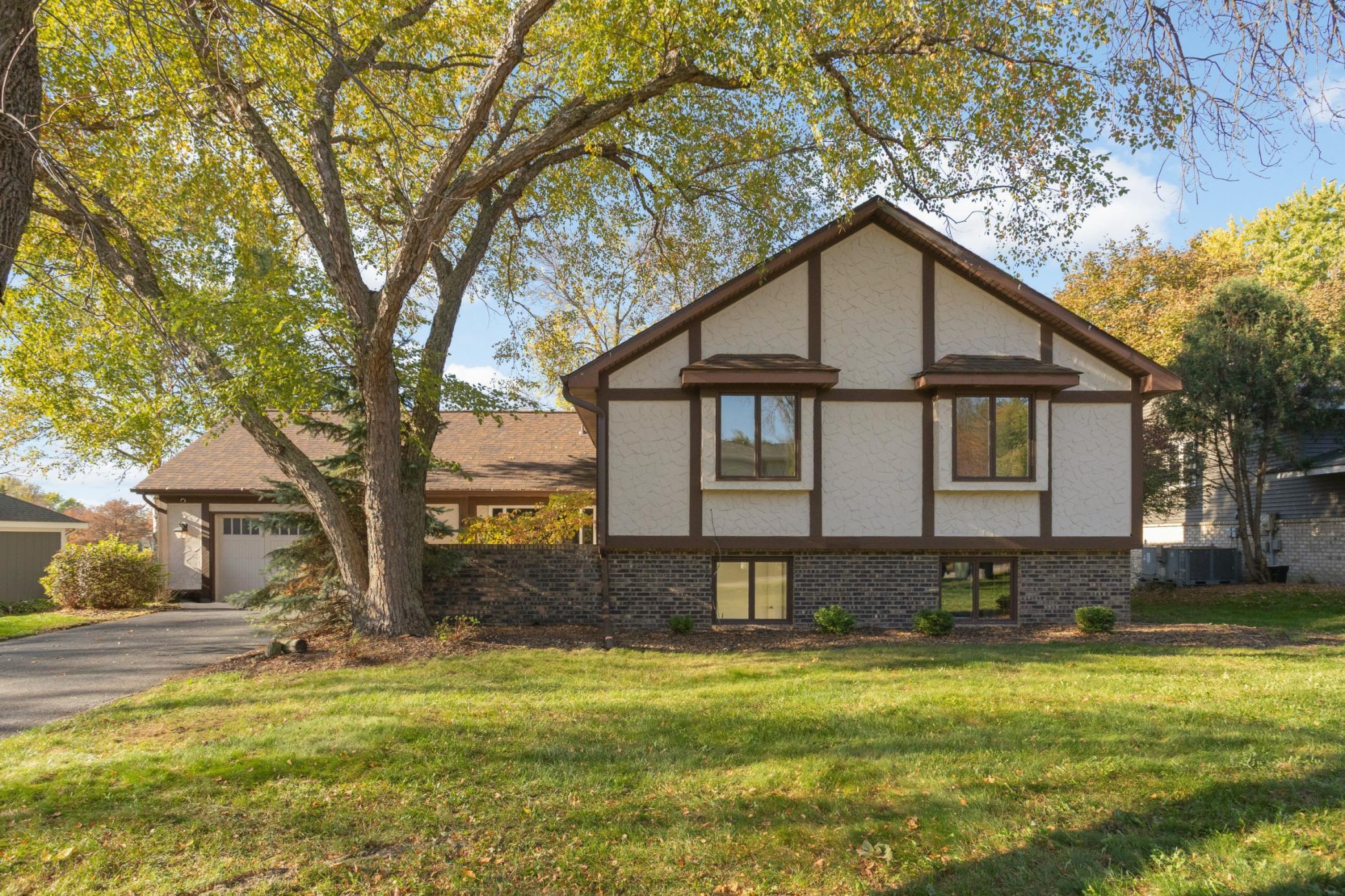 14315 Wedgeway Court Property Photo 1