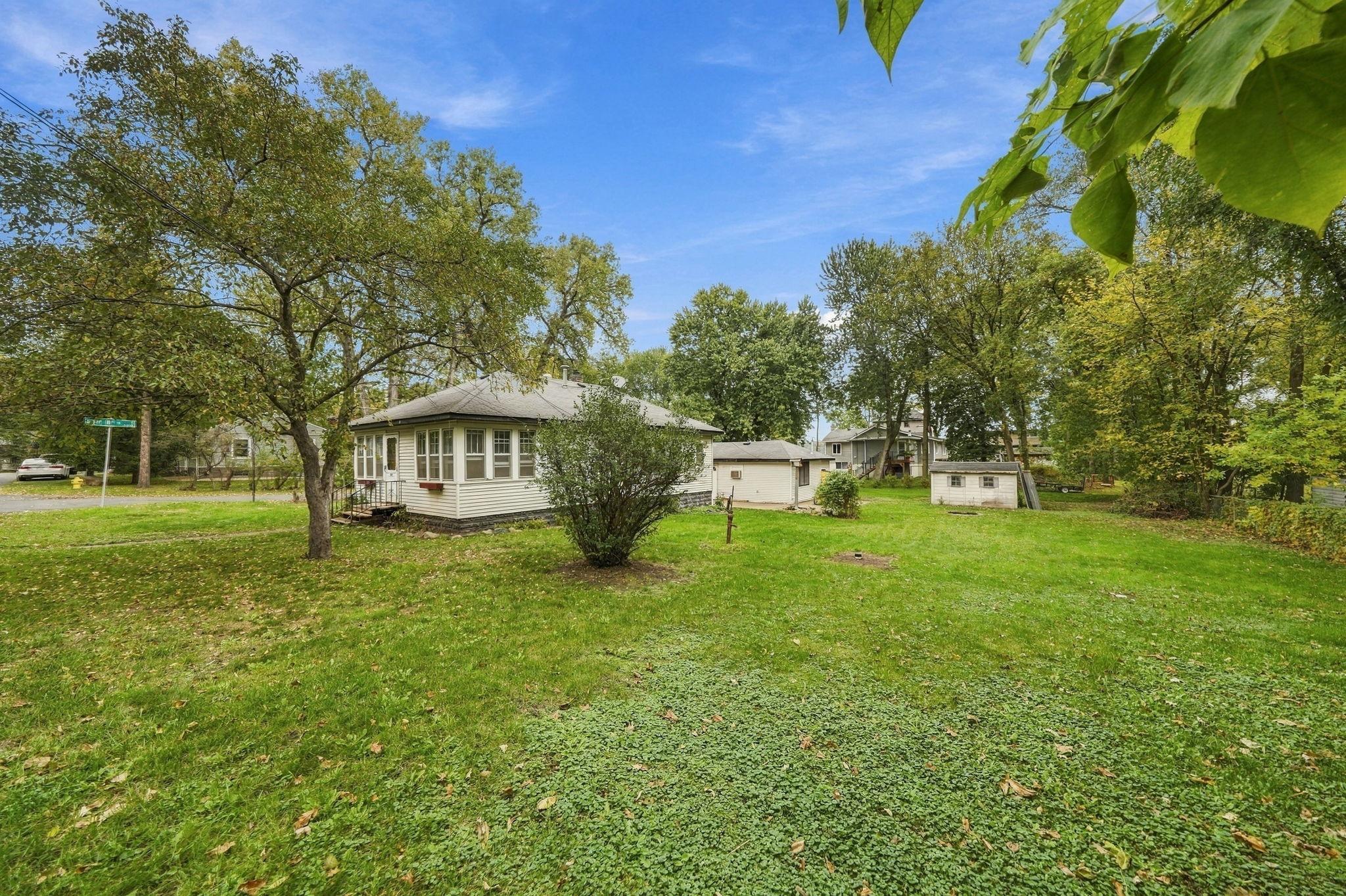 1865 Redwing Avenue S Property Photo 1