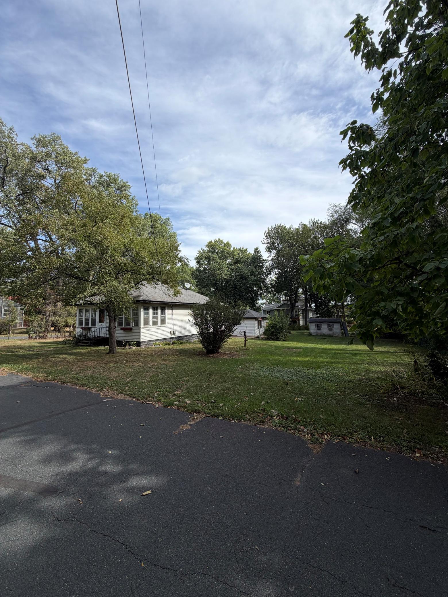 1865 Redwing Ave. S Property Photo 1
