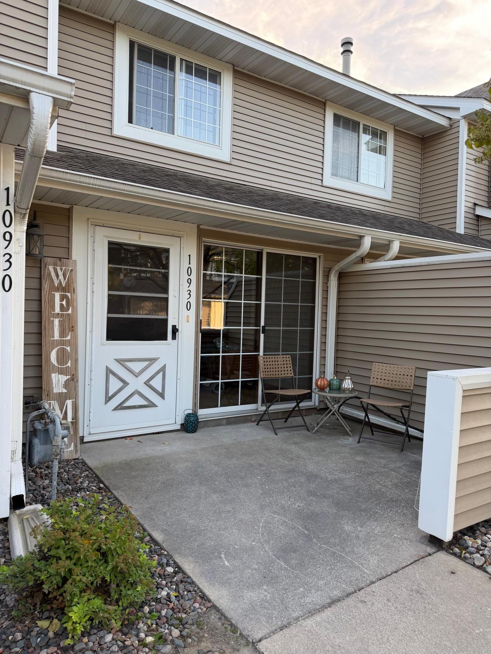 10930 Colorado Avenue N Property Photo 1
