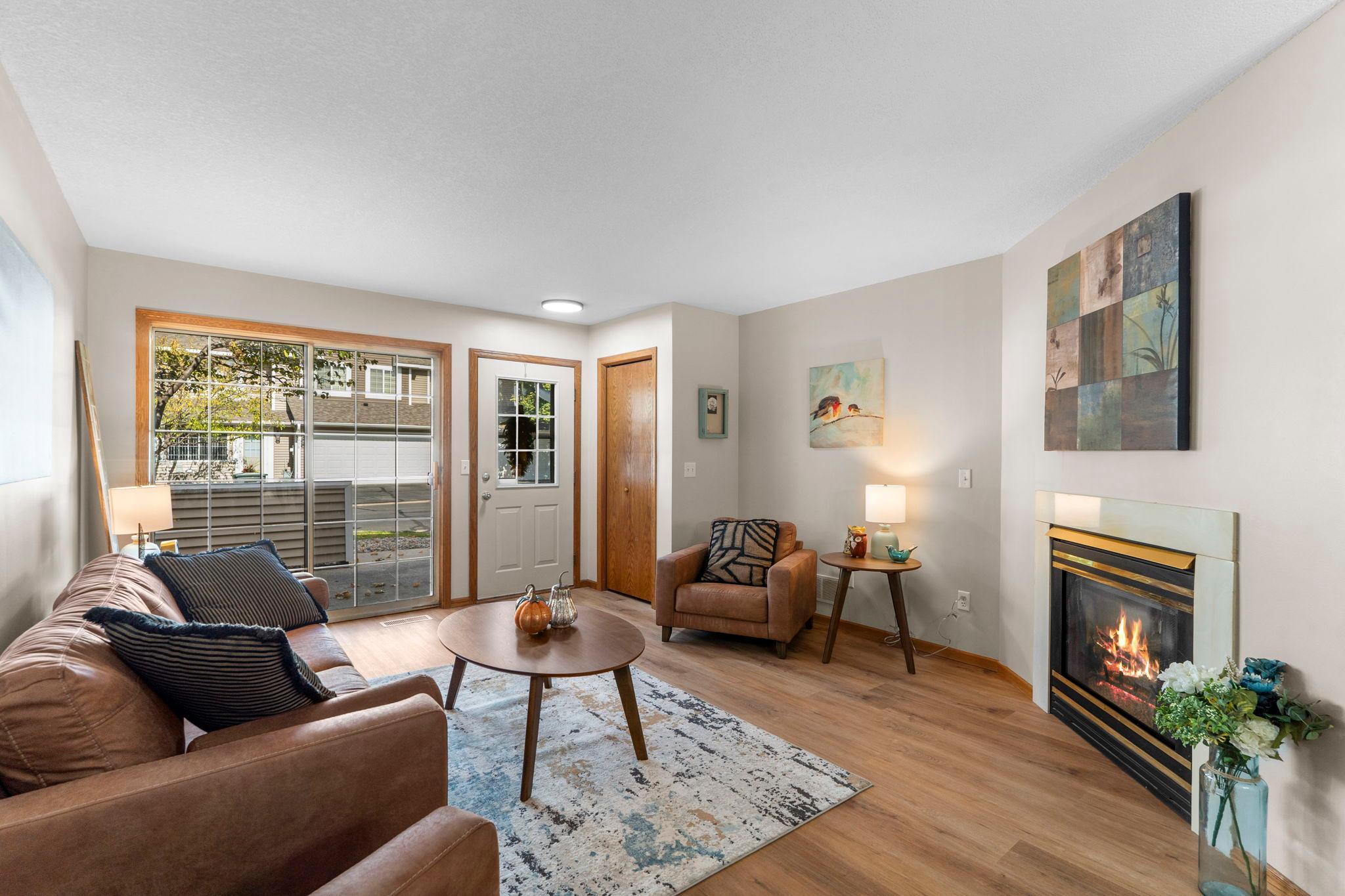 10930 Colorado Avenue N Property Photo 6