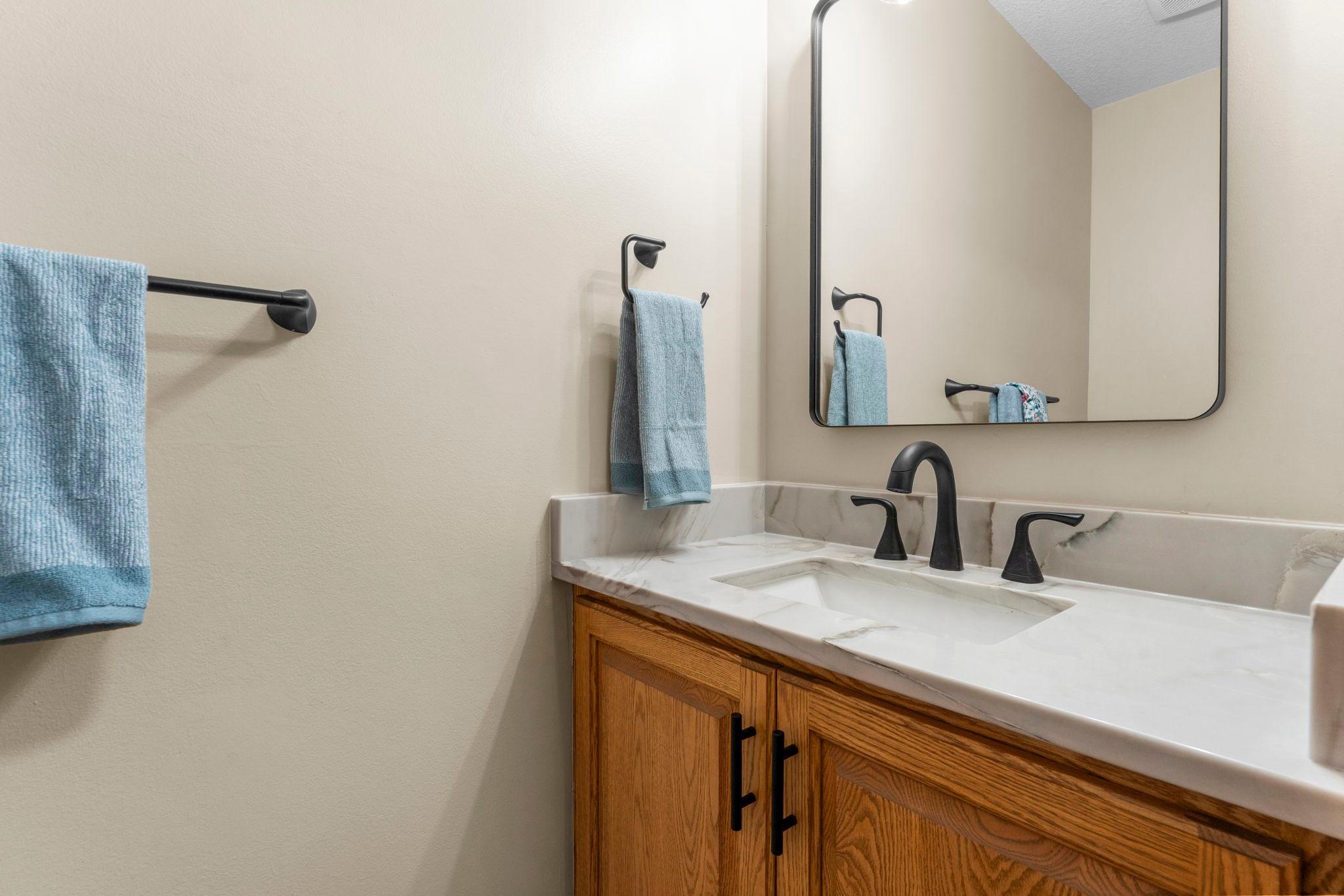 10930 Colorado Avenue N Property Photo 14