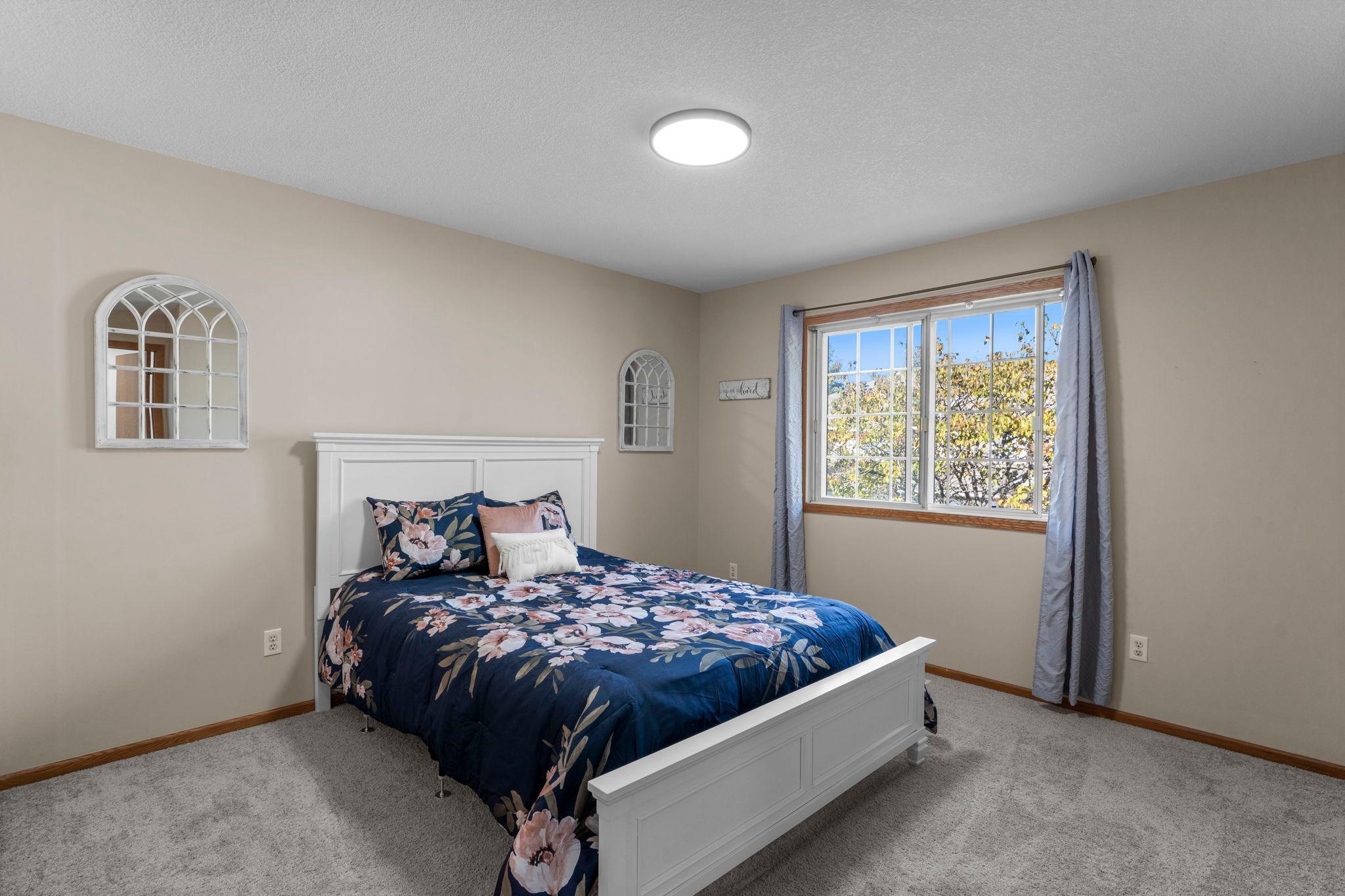 10930 Colorado Avenue N Property Photo 19