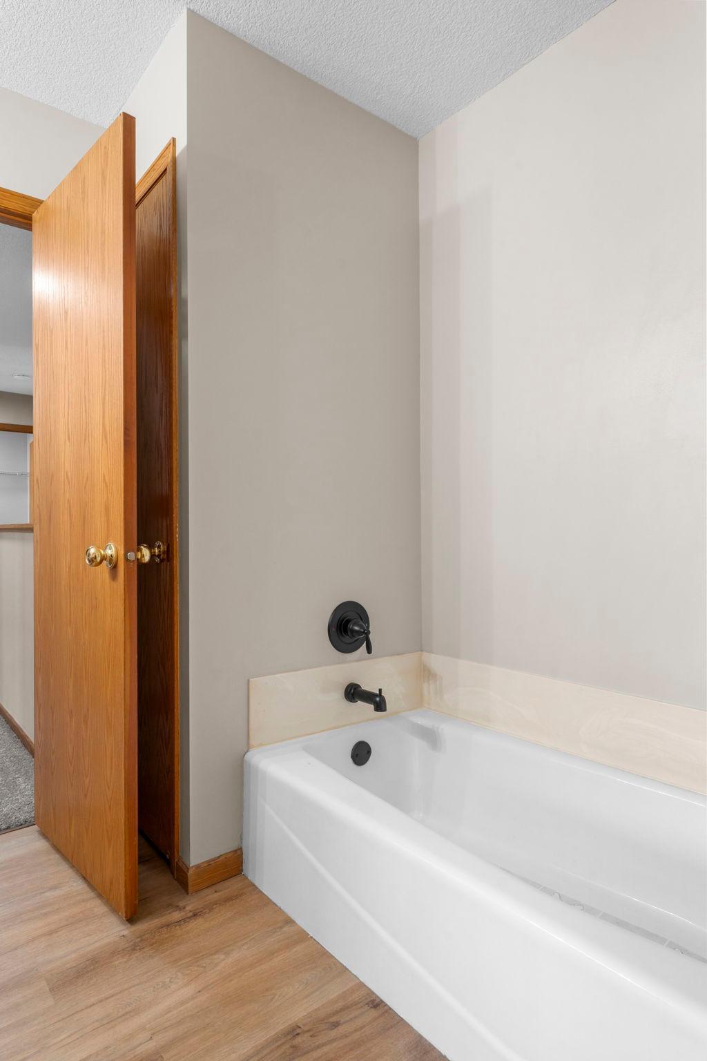 10930 Colorado Avenue N Property Photo 24