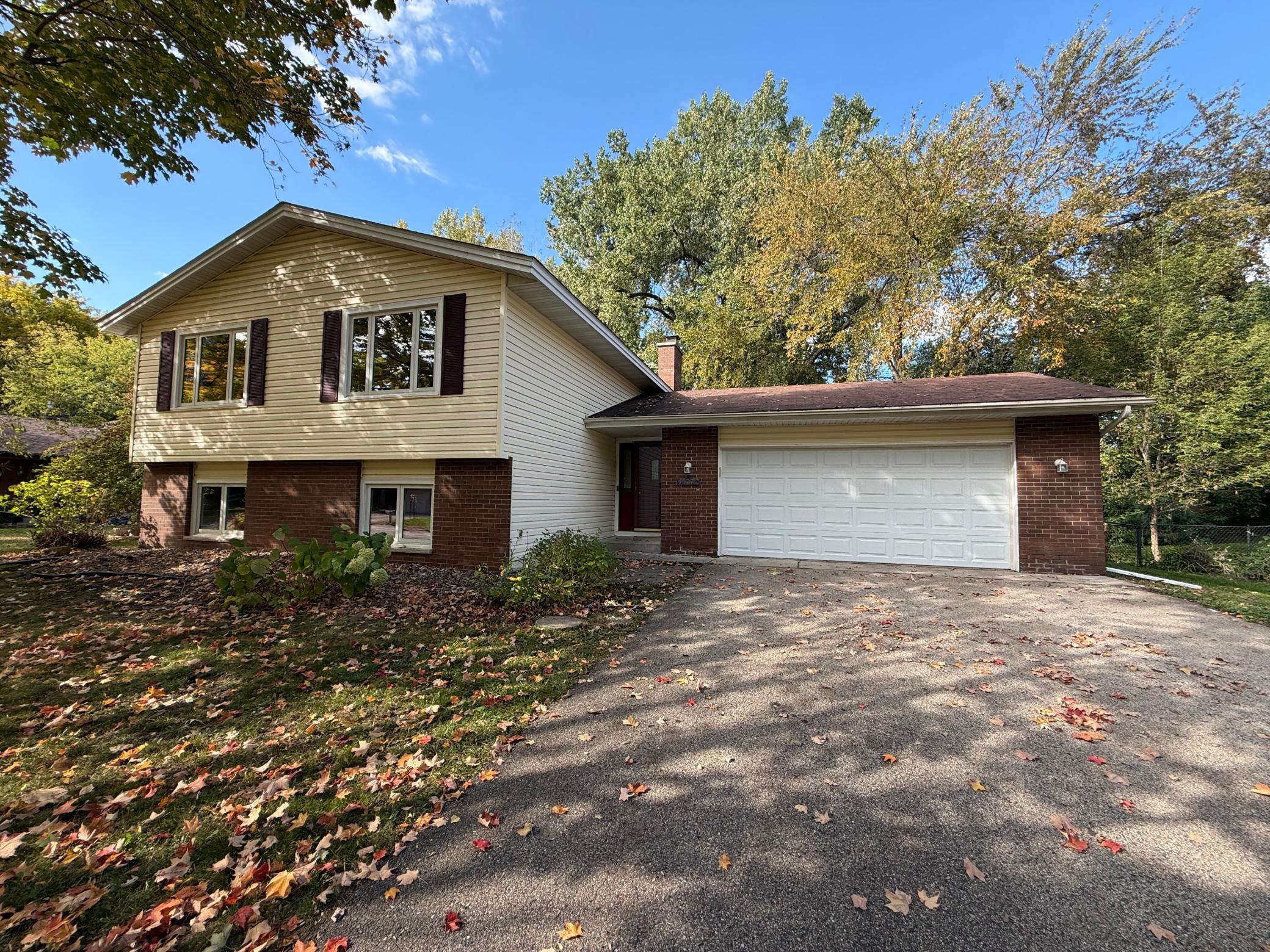 16276 Franklin Circle Se Property Photo 1
