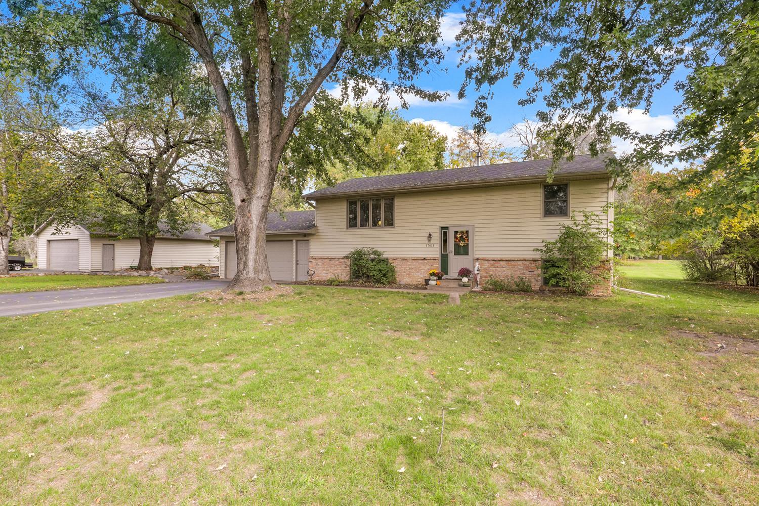 17611 Orchid Street NW Property Photo 1