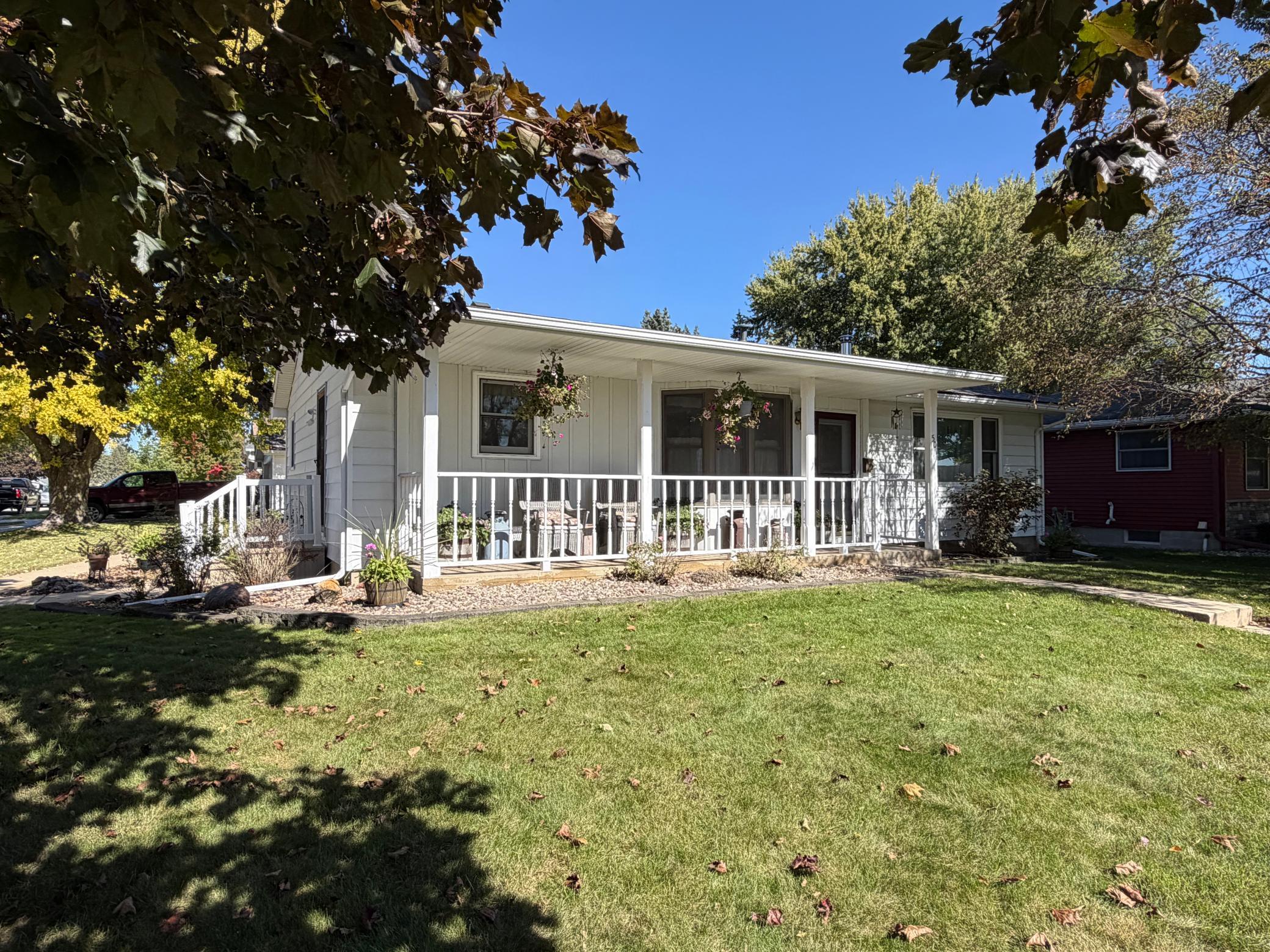 501 Brins Court Se Property Photo 1