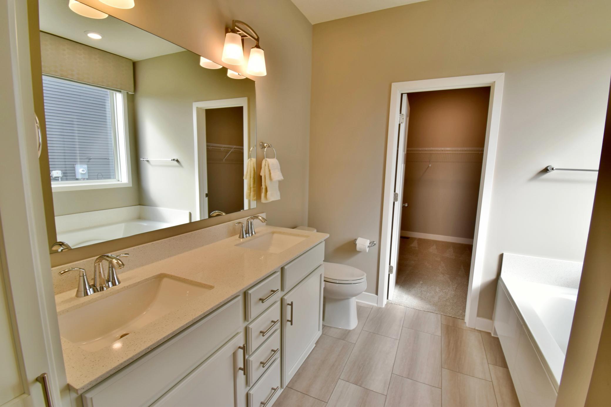 5237 Jansen Avenue Ne Property Photo 12