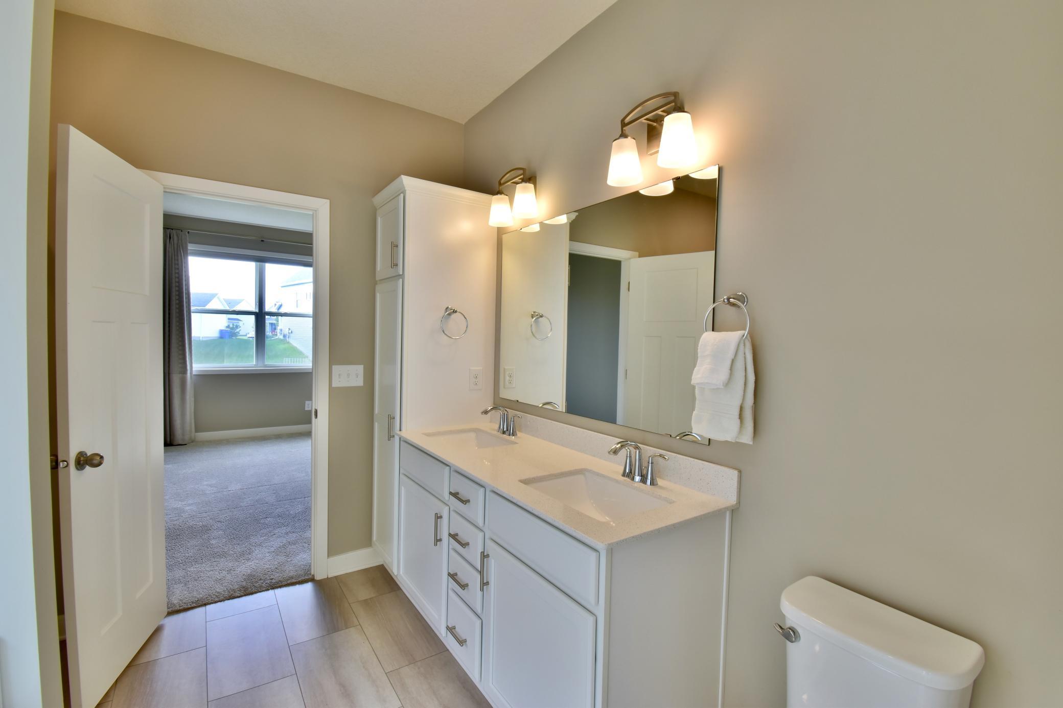 5237 Jansen Avenue Ne Property Photo 13
