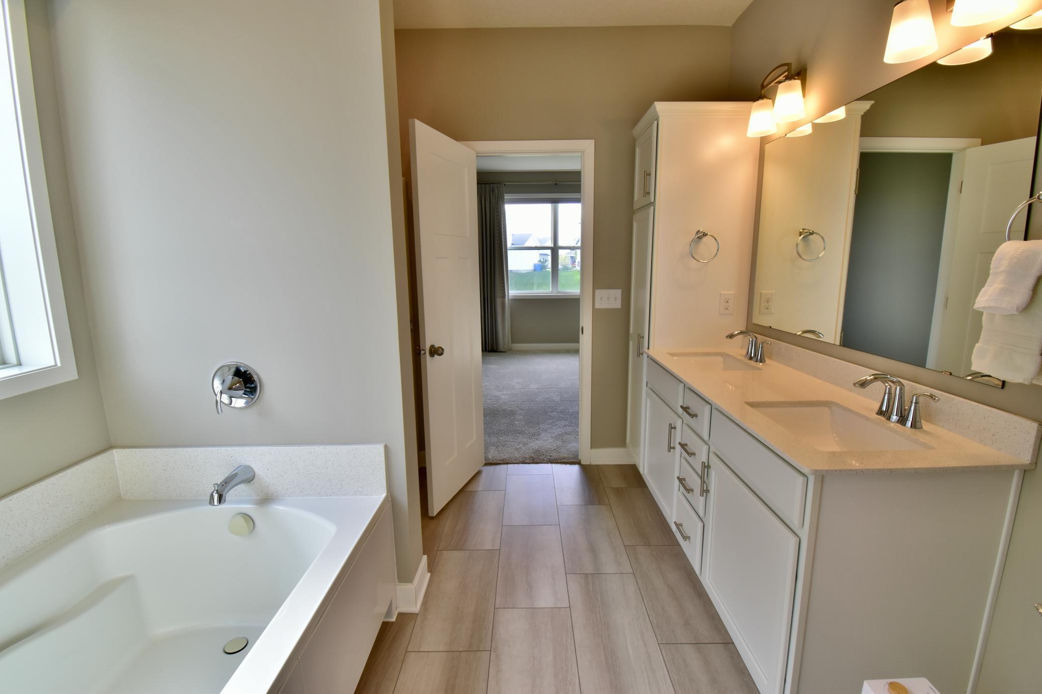 5237 Jansen Avenue Ne Property Photo 16