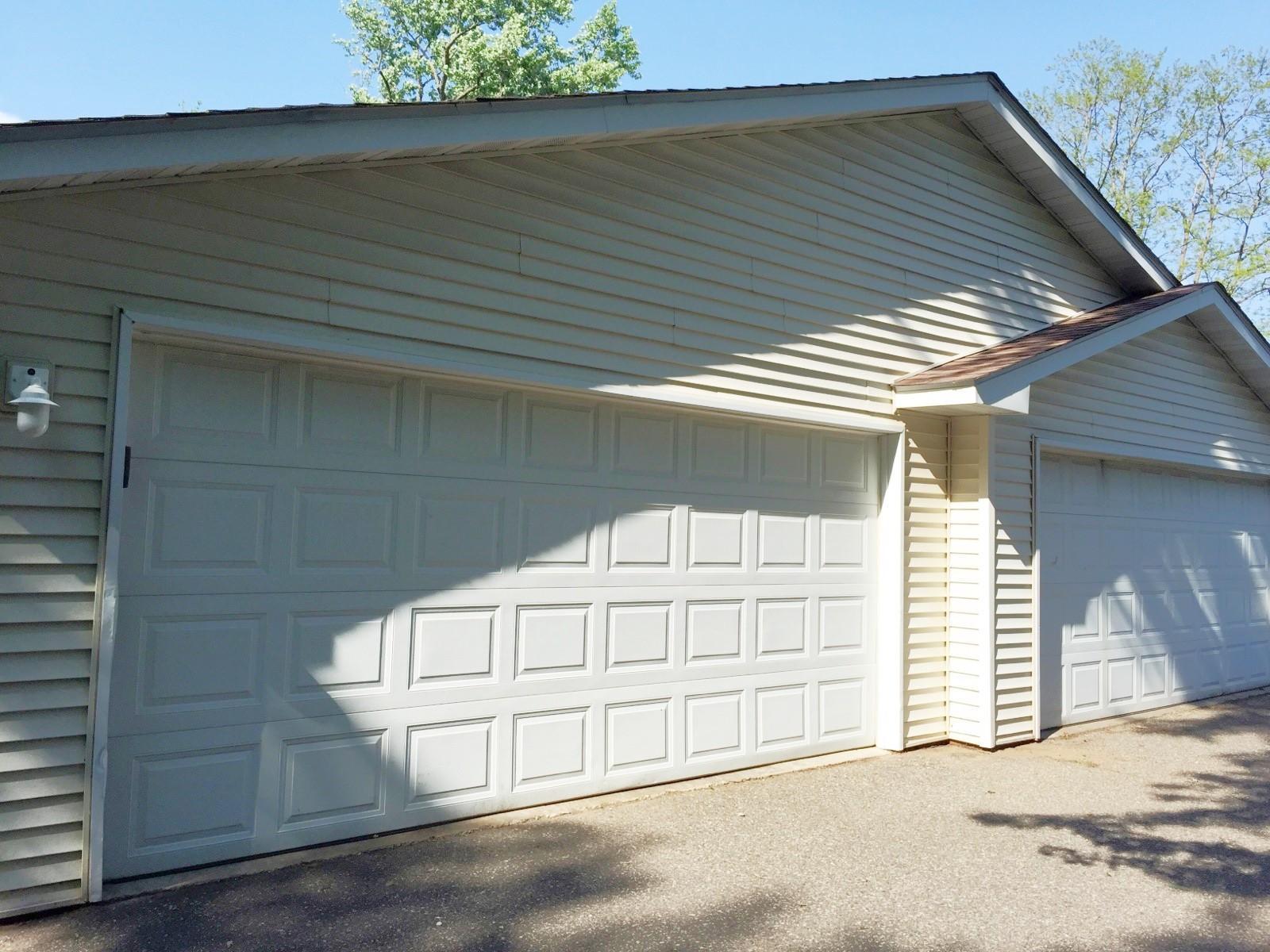 535 6th Street N Property Photo 2