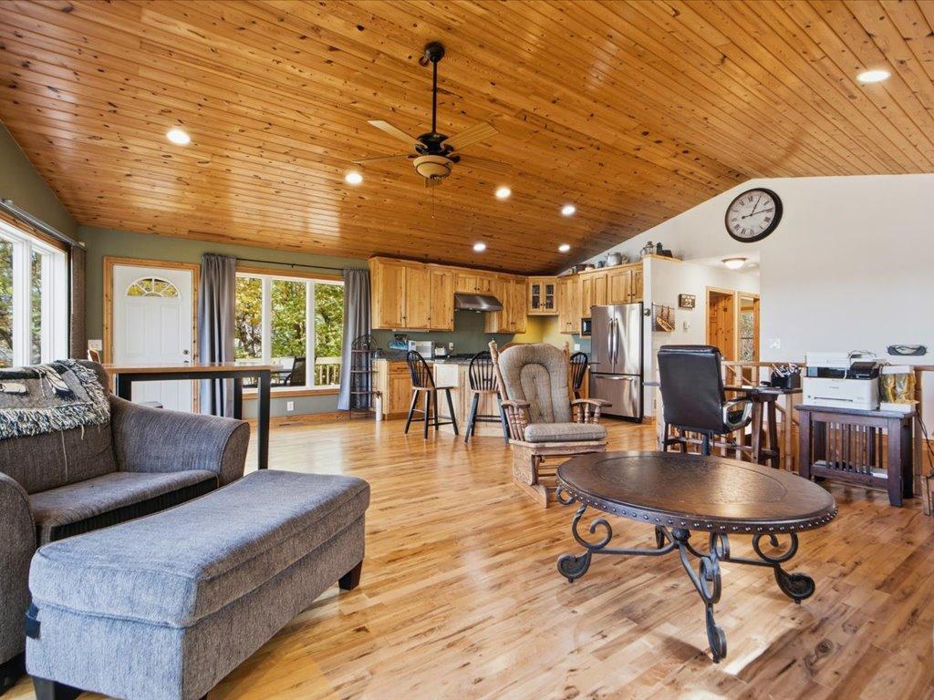 25205 Eagle Ridge Road Property Photo 5