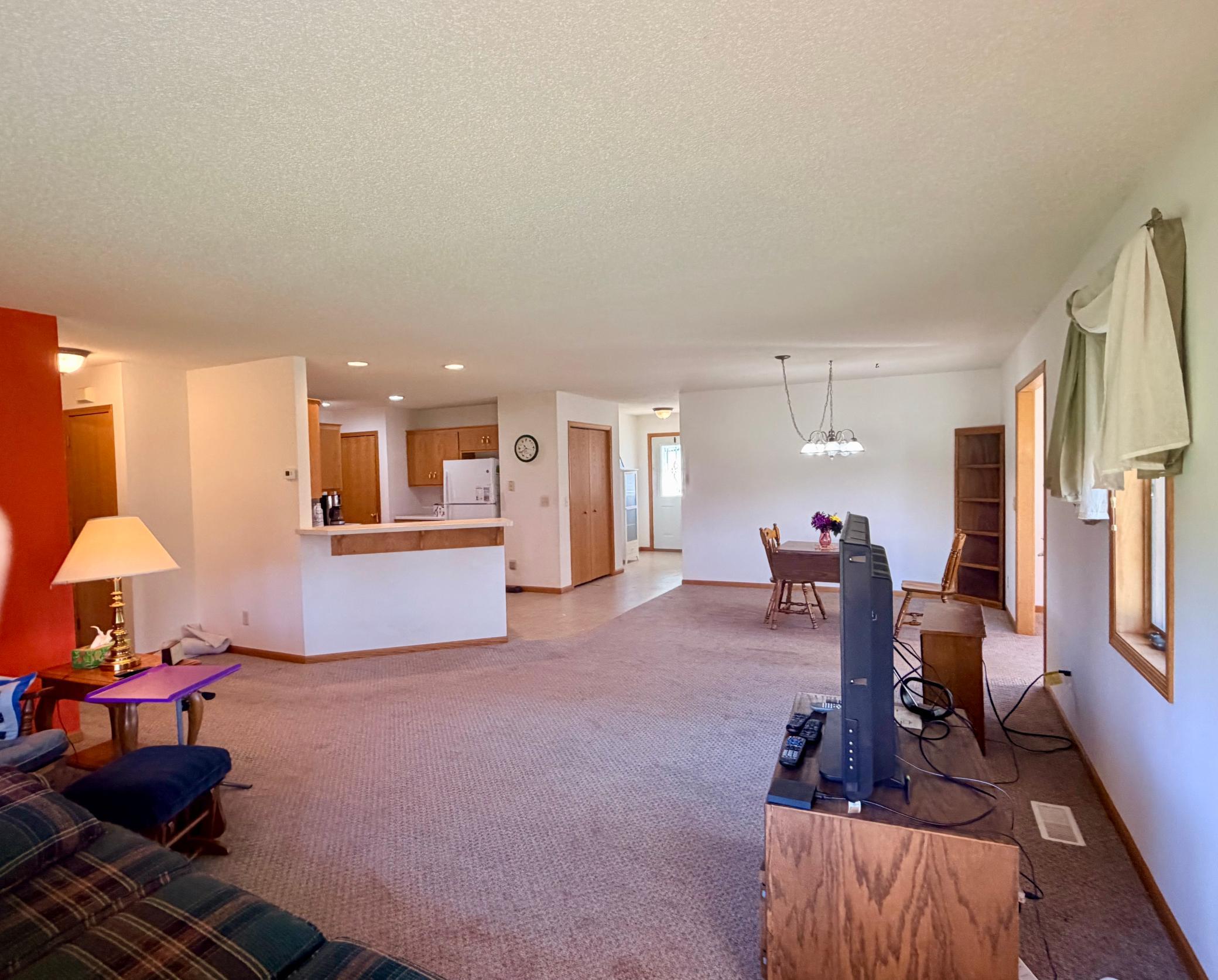 413 Circle View Drive Property Photo 8
