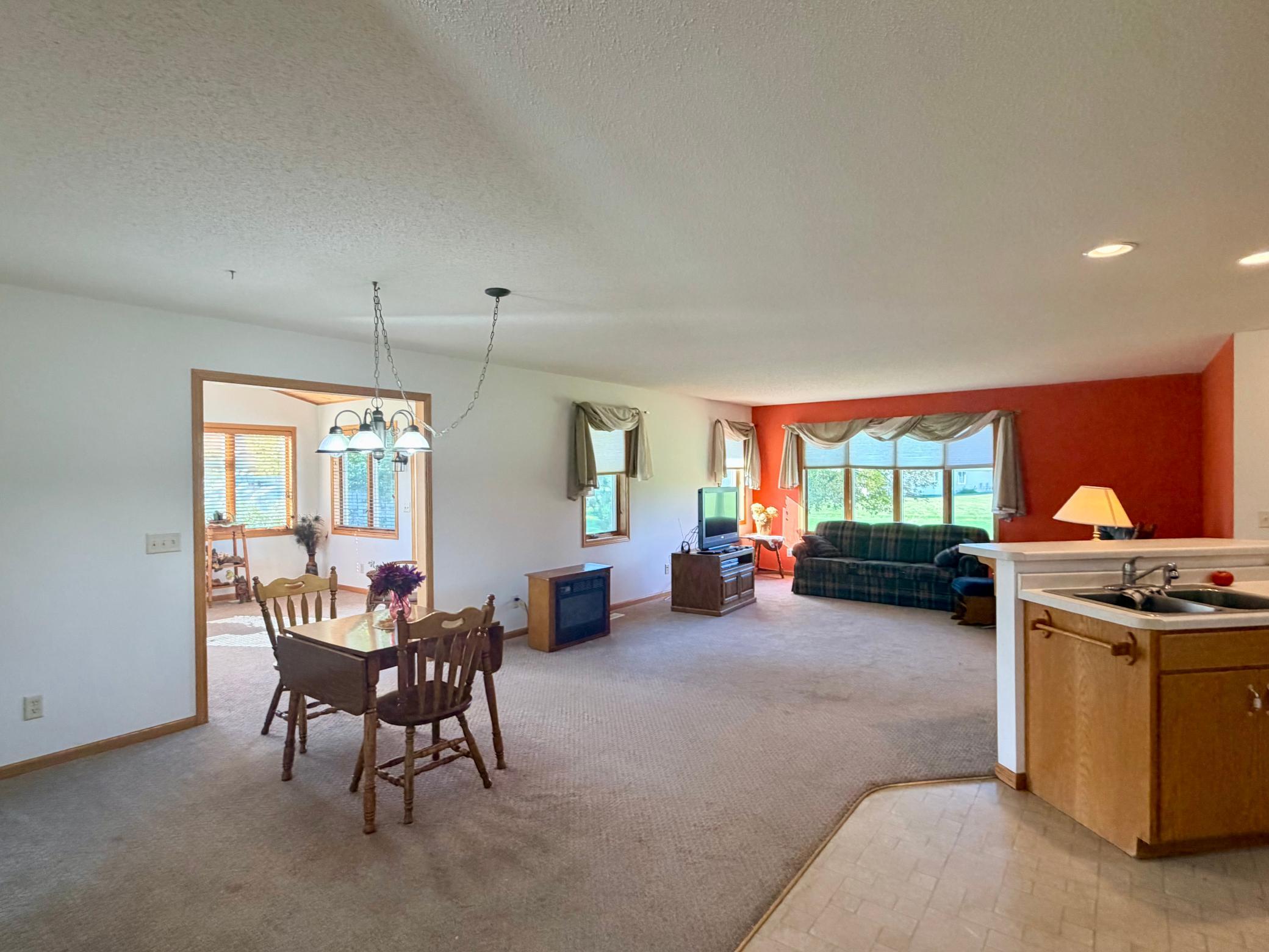 413 Circle View Drive Property Photo 13