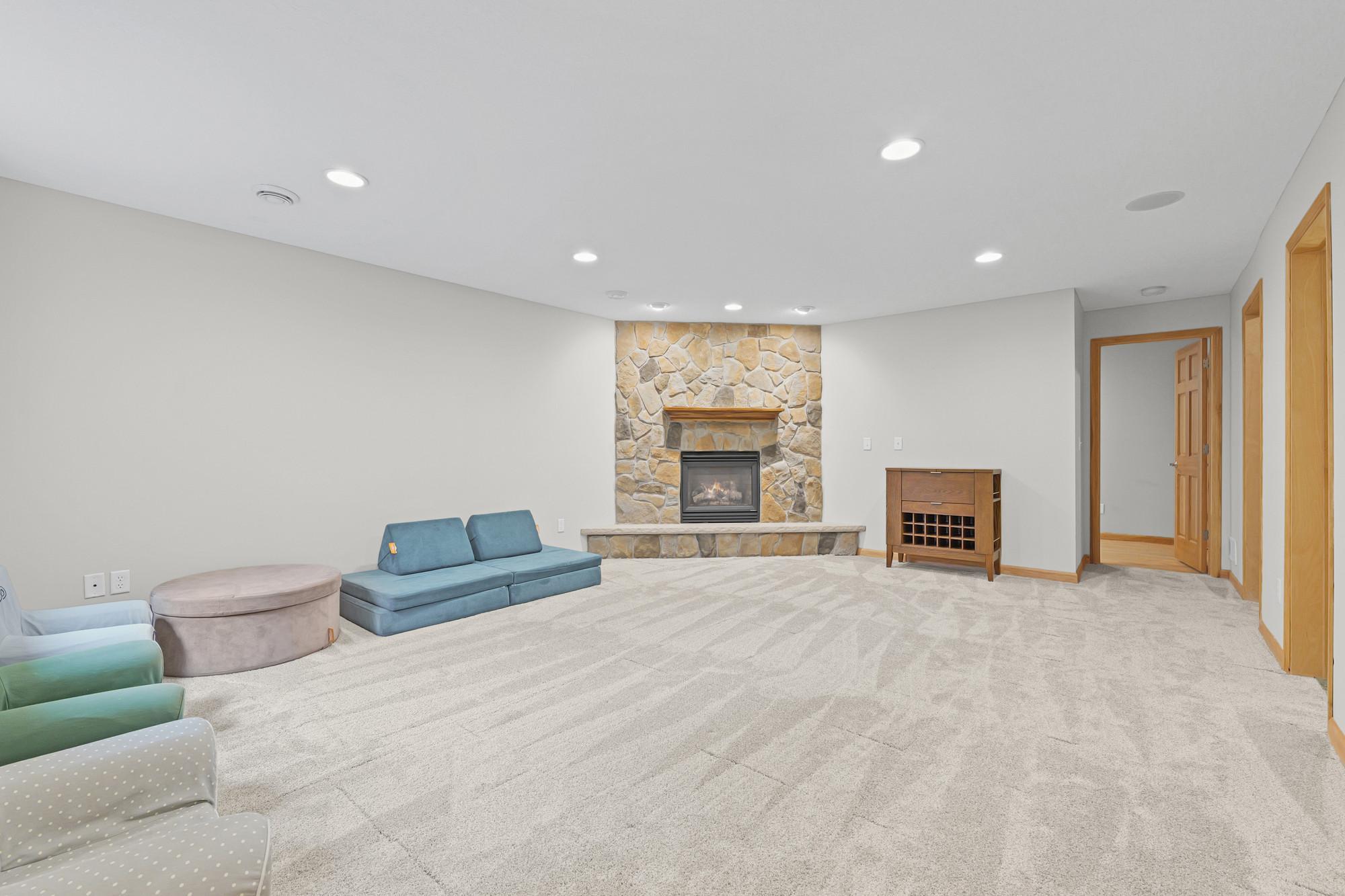 17819 68th Avenue N Property Photo 38