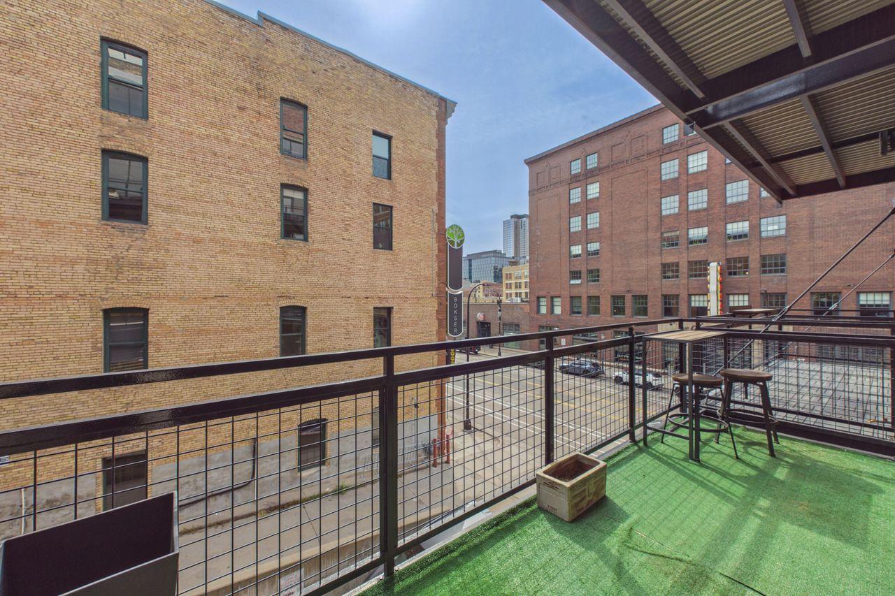 618 Washington Ave N 302 Property Photo 14