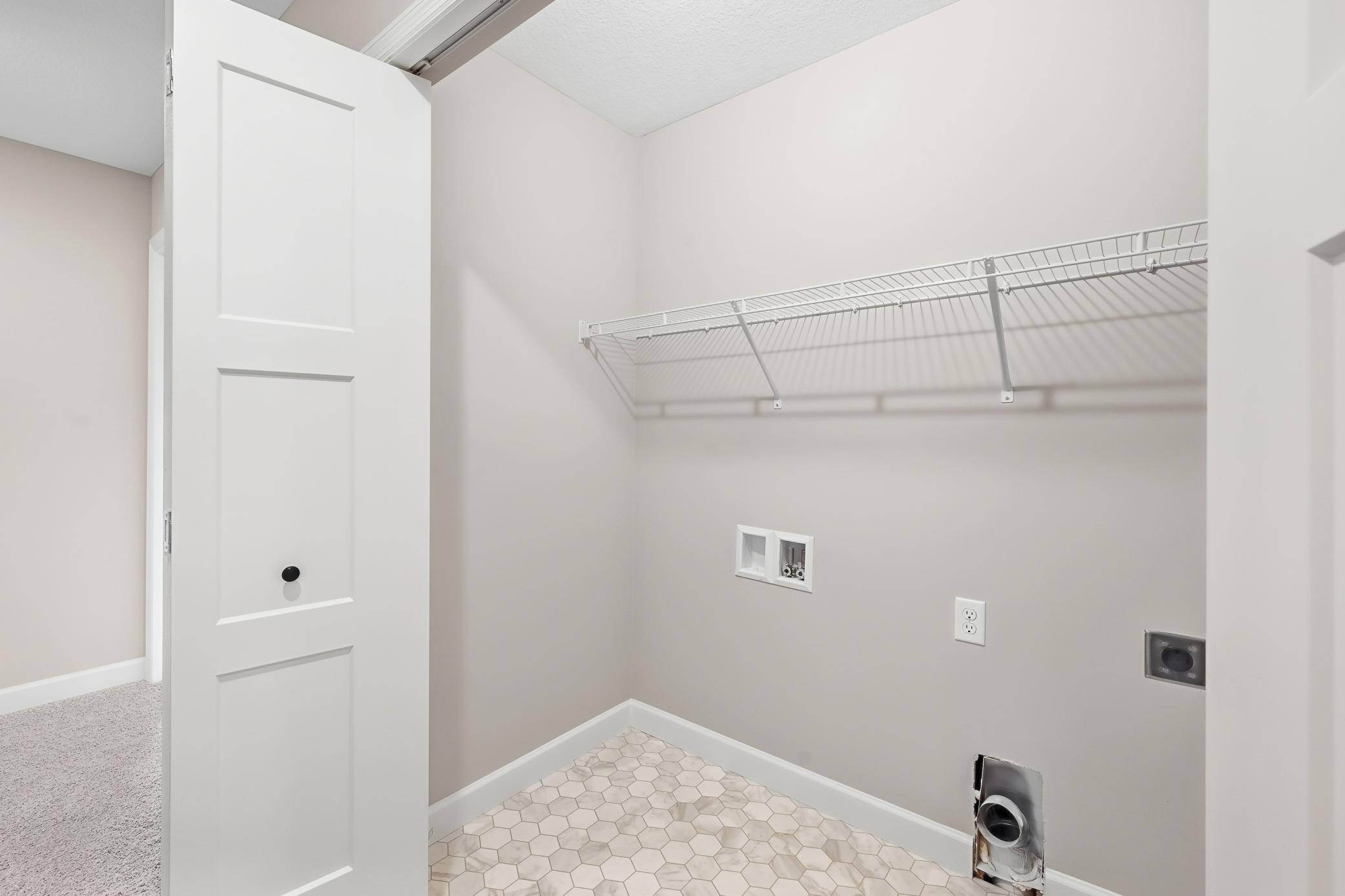 810 Walnut Court Property Photo 28