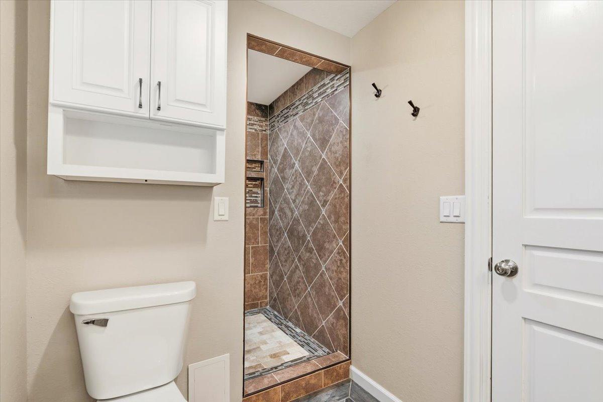 1284 12th Avenue N Property Photo 13