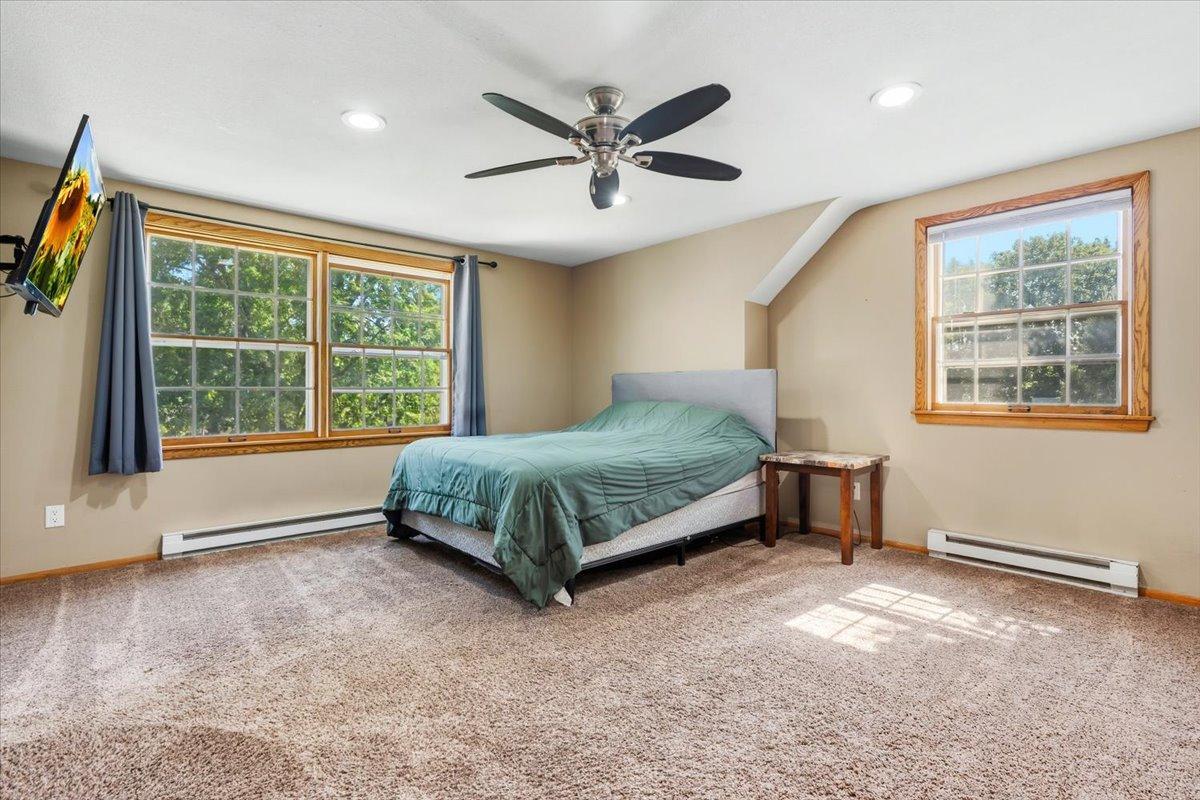 1284 12th Avenue N Property Photo 18