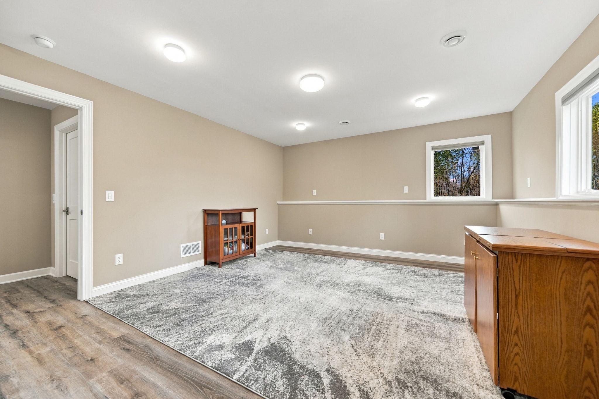 25 Phoebe Lane Property Photo 54