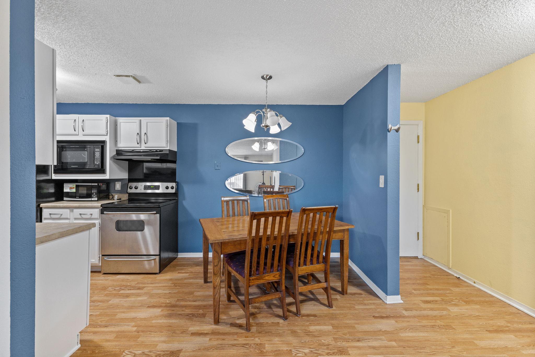 4 Pine Tree Drive 314 Property Photo 6