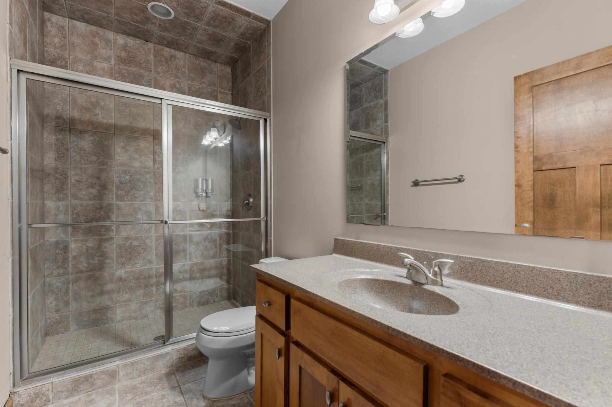 1502 Epperstone Enclave Ne Property Photo 47