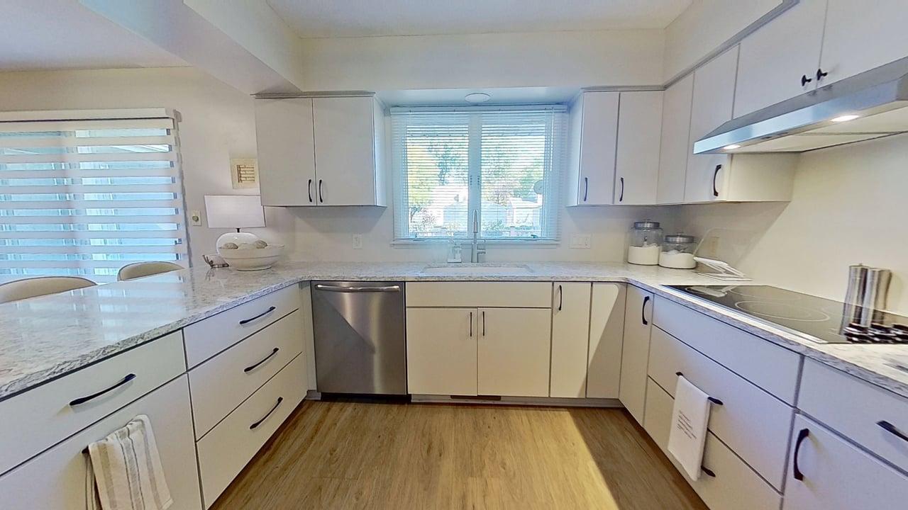 405 E Marshall Street Property Photo 16