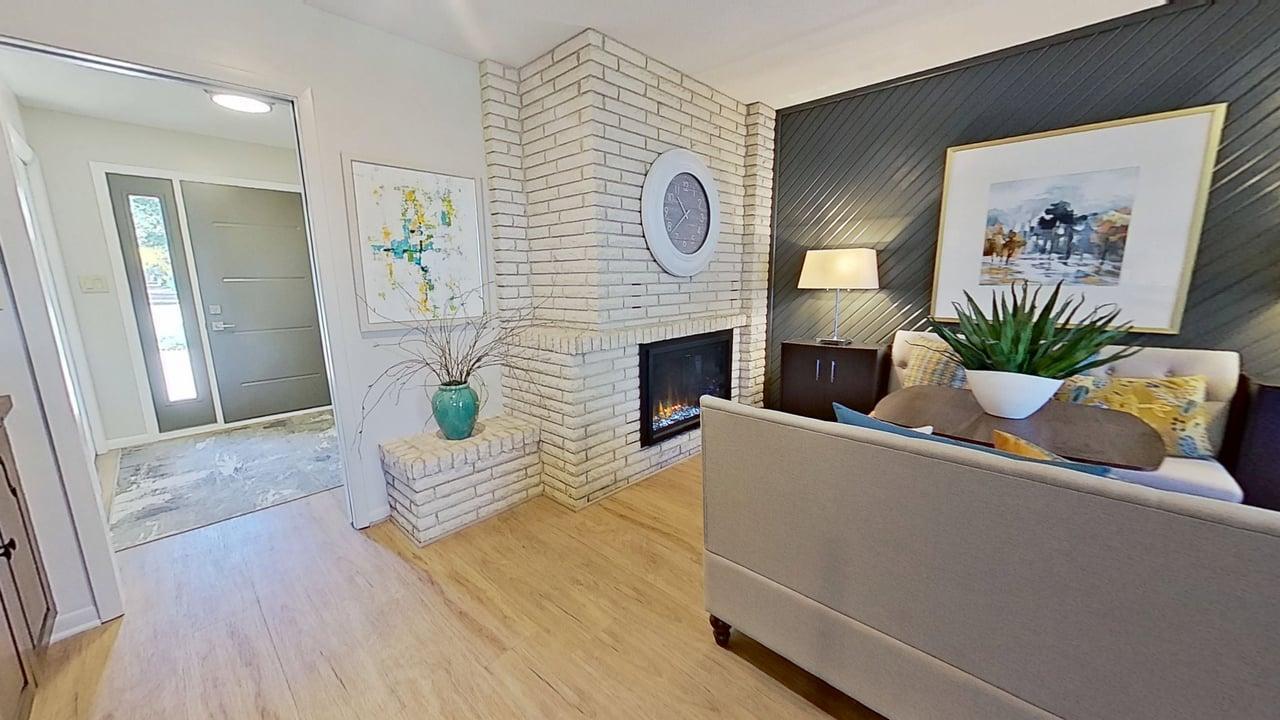 405 E Marshall Street Property Photo 24