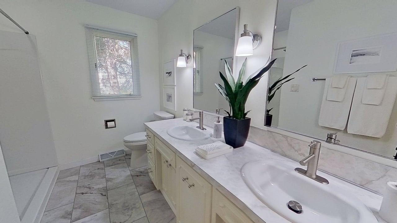 405 E Marshall Street Property Photo 34