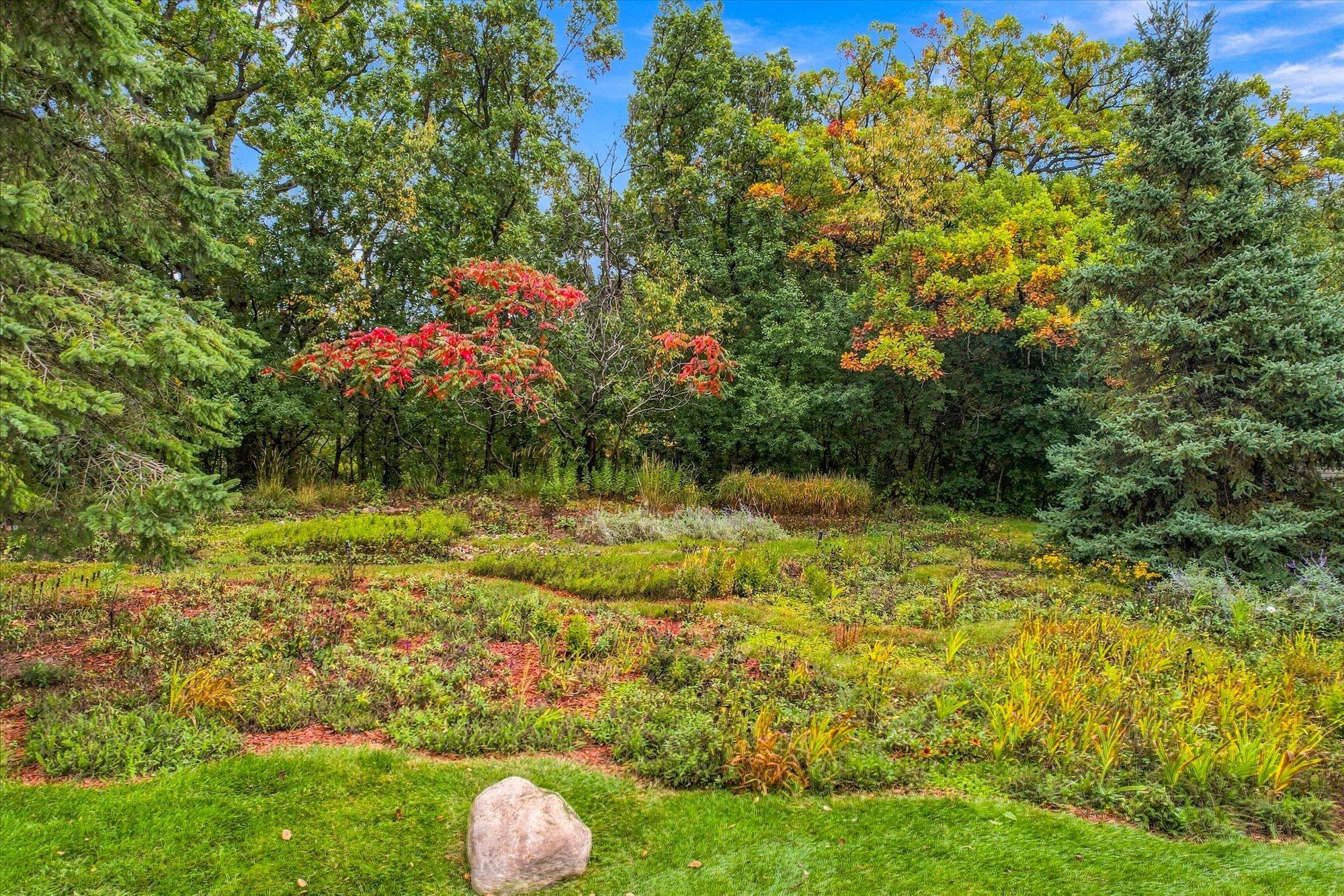 5 Summit Property Photo 1