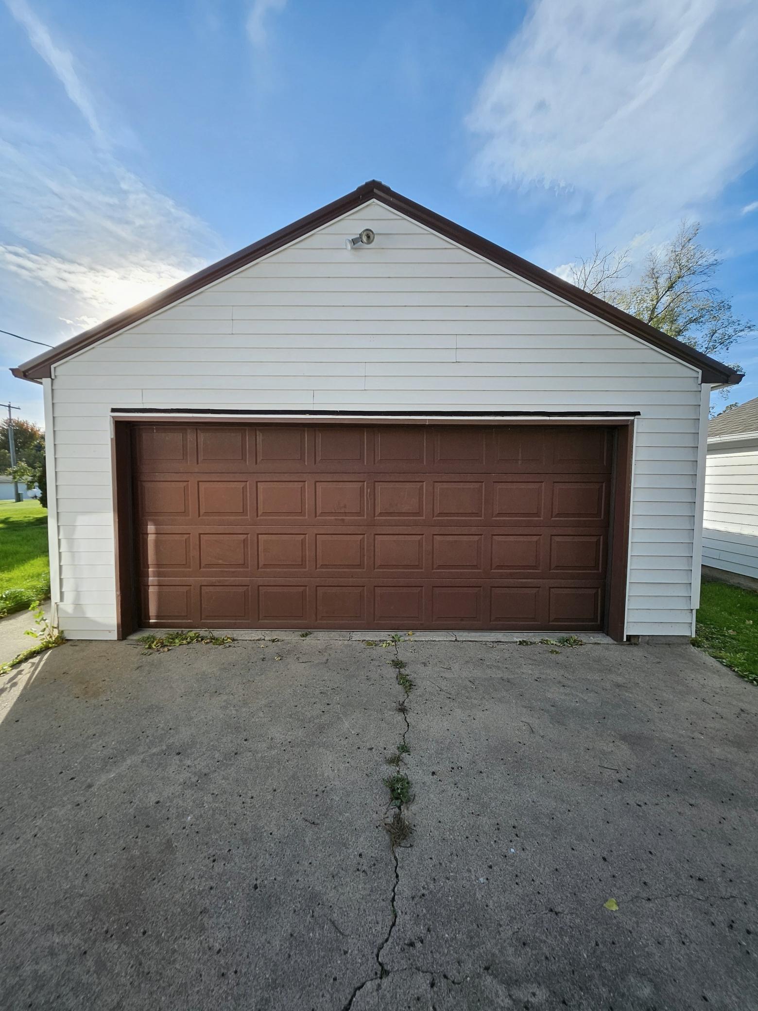 312 Melby Avenue Property Photo 2