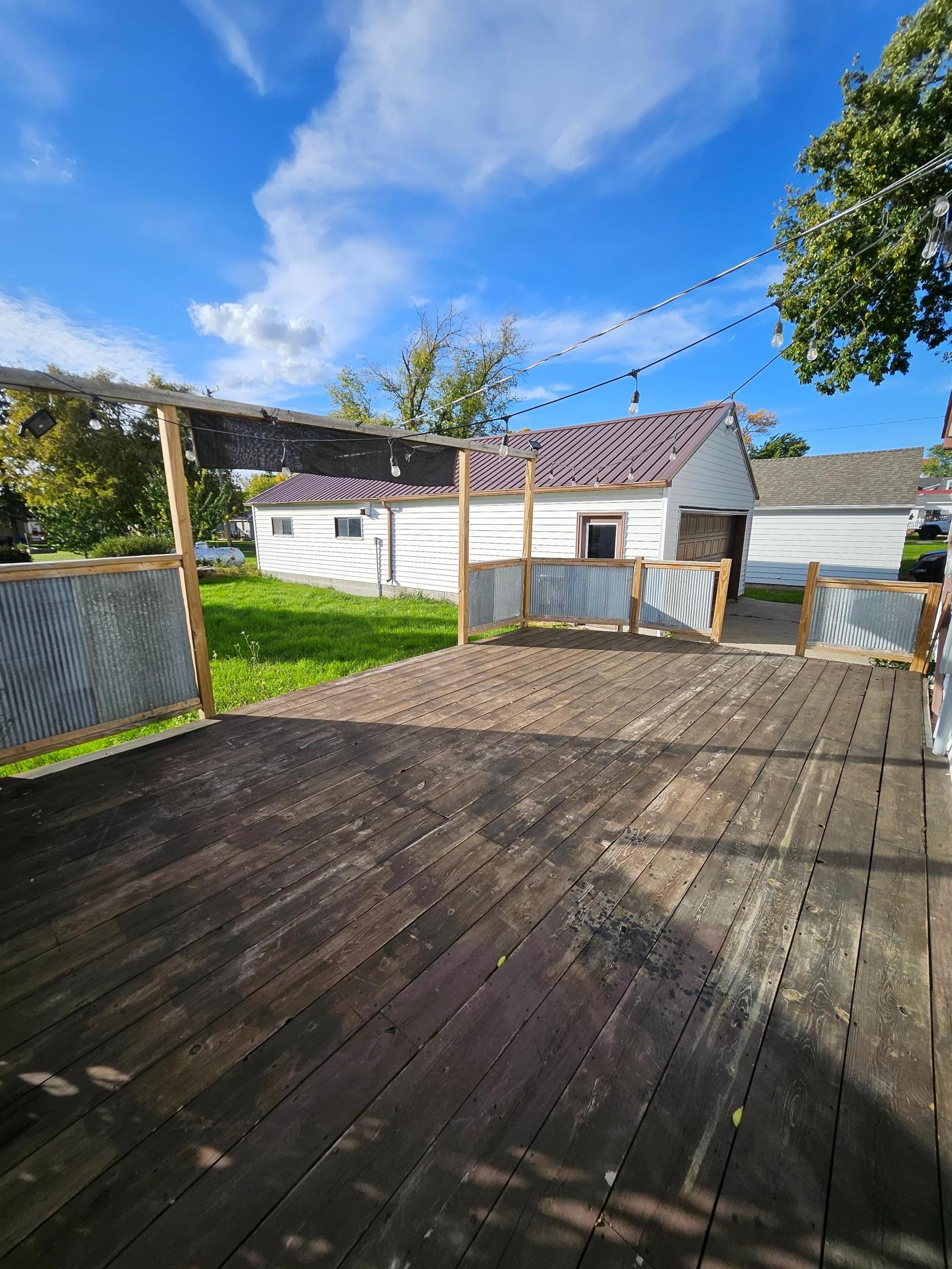 312 Melby Avenue Property Photo 7