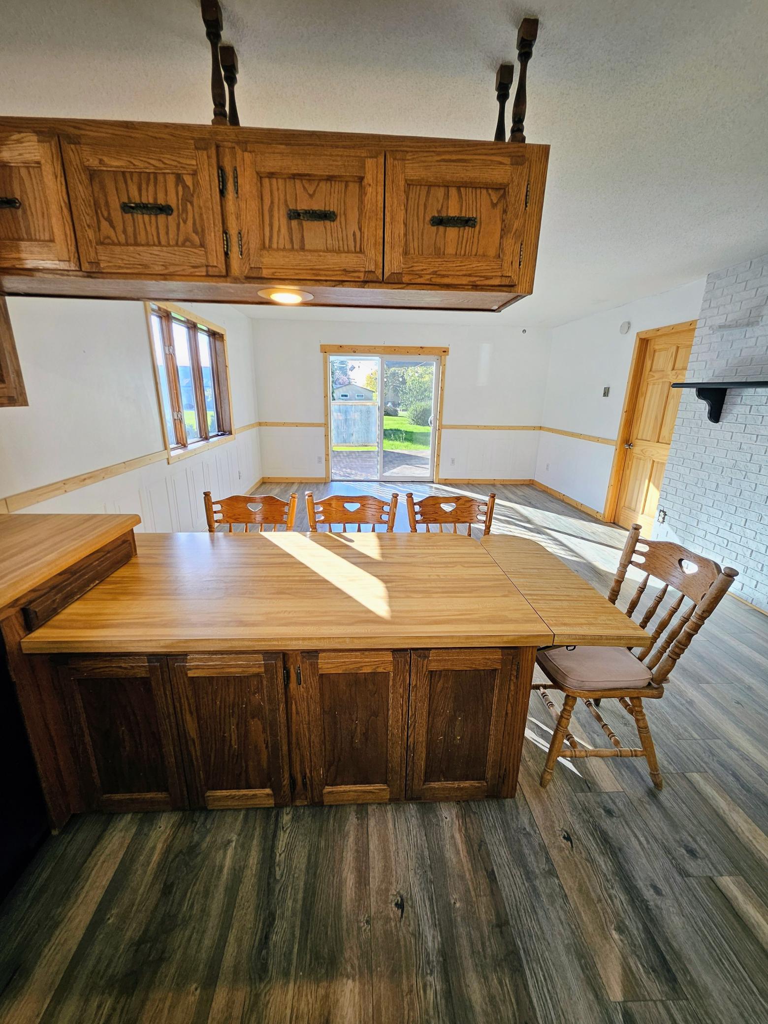 312 Melby Avenue Property Photo 11