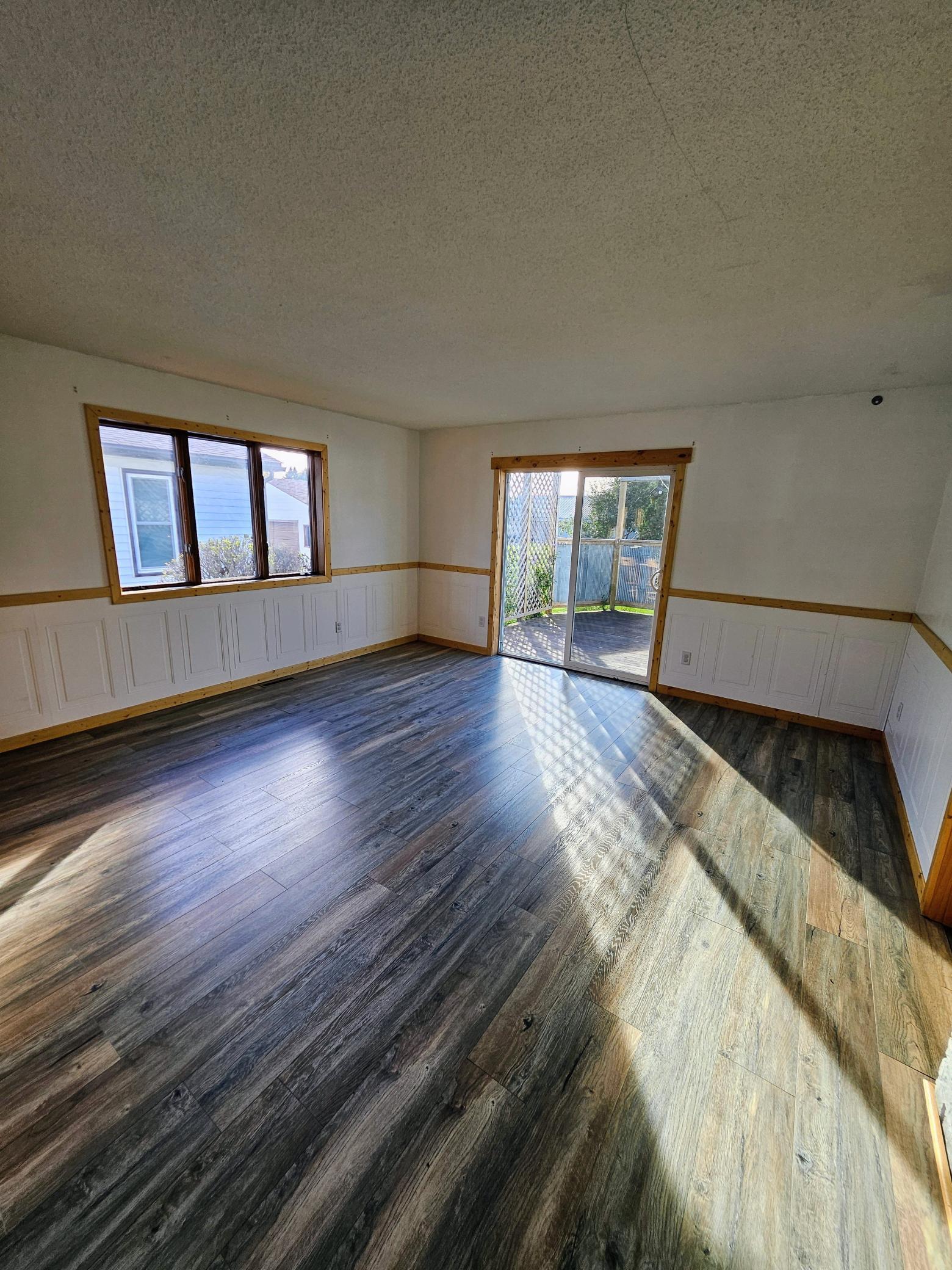 312 Melby Avenue Property Photo 14