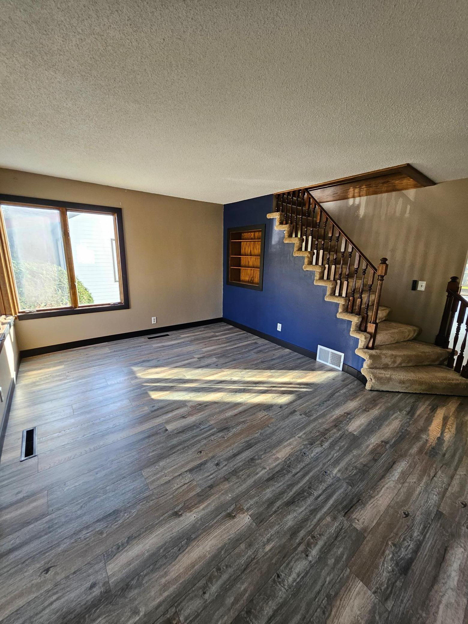 312 Melby Avenue Property Photo 17