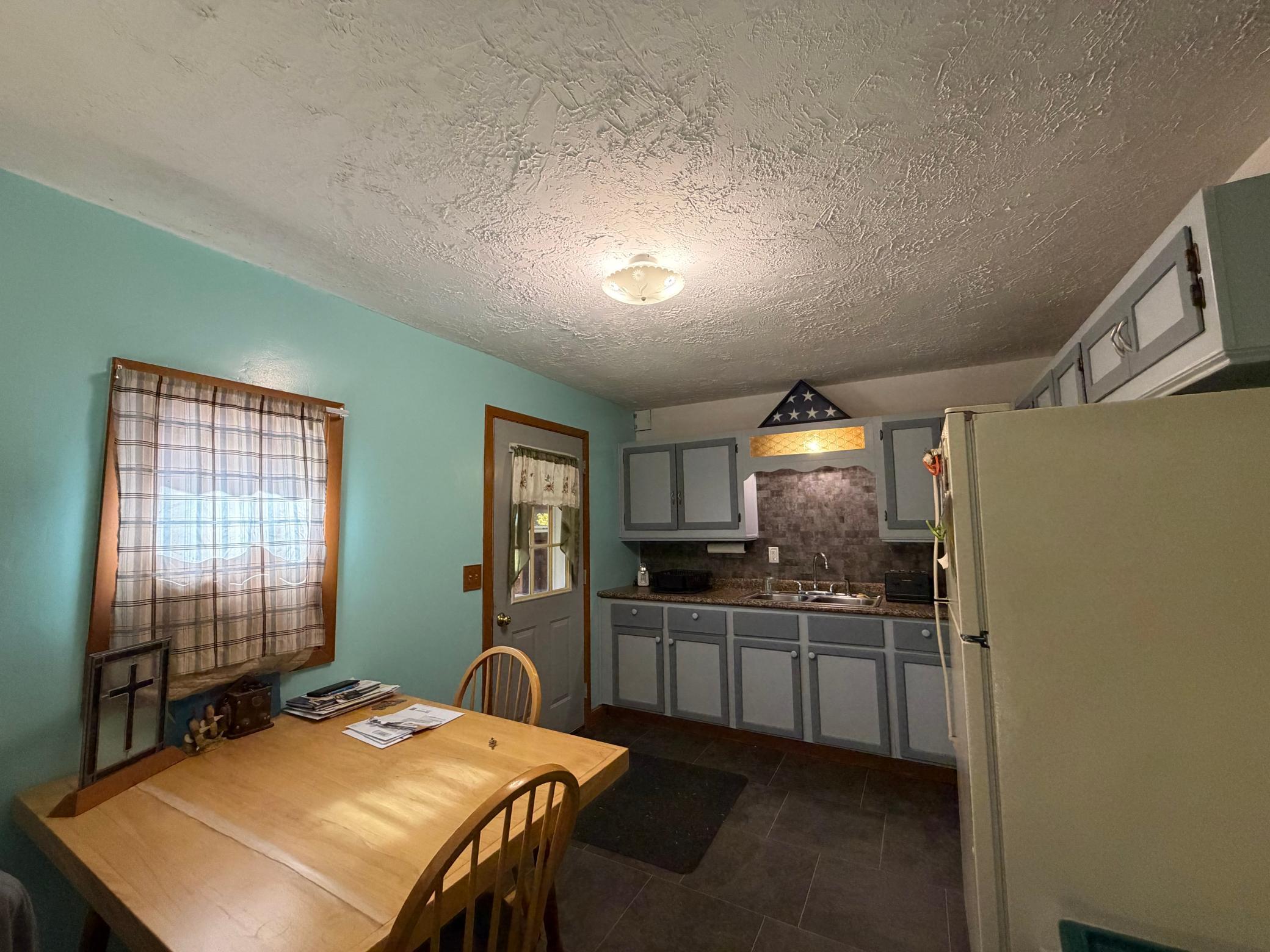 2545 225th Street Property Photo 12