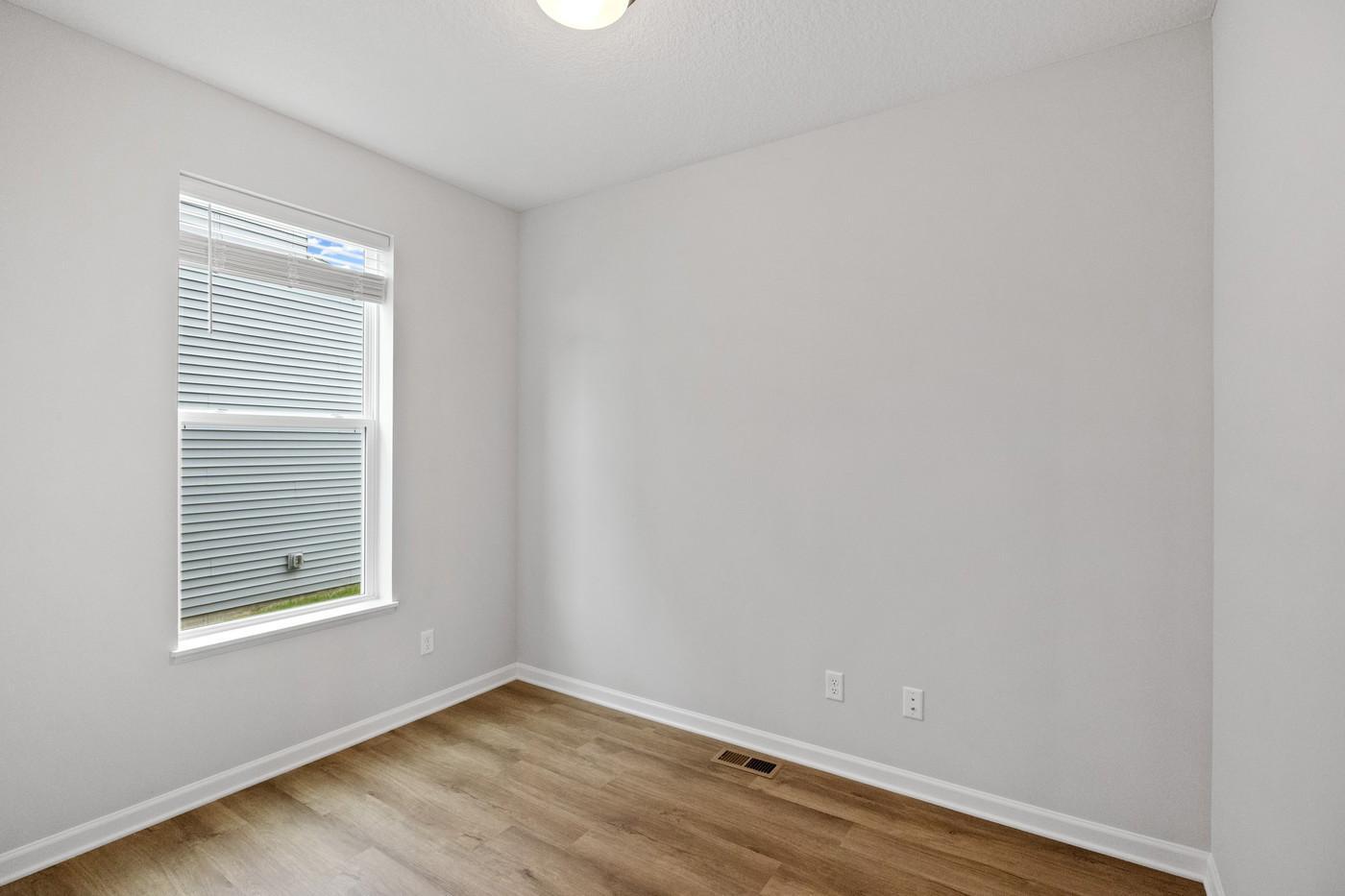 11627 16th Circle Ne Property Photo 13