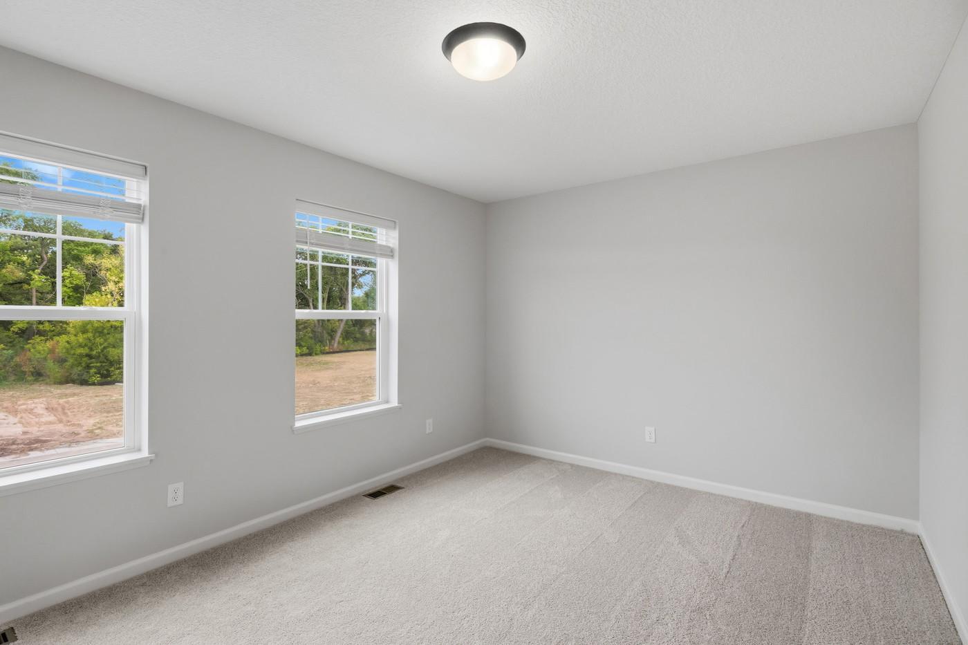 11627 16th Circle Ne Property Photo 17