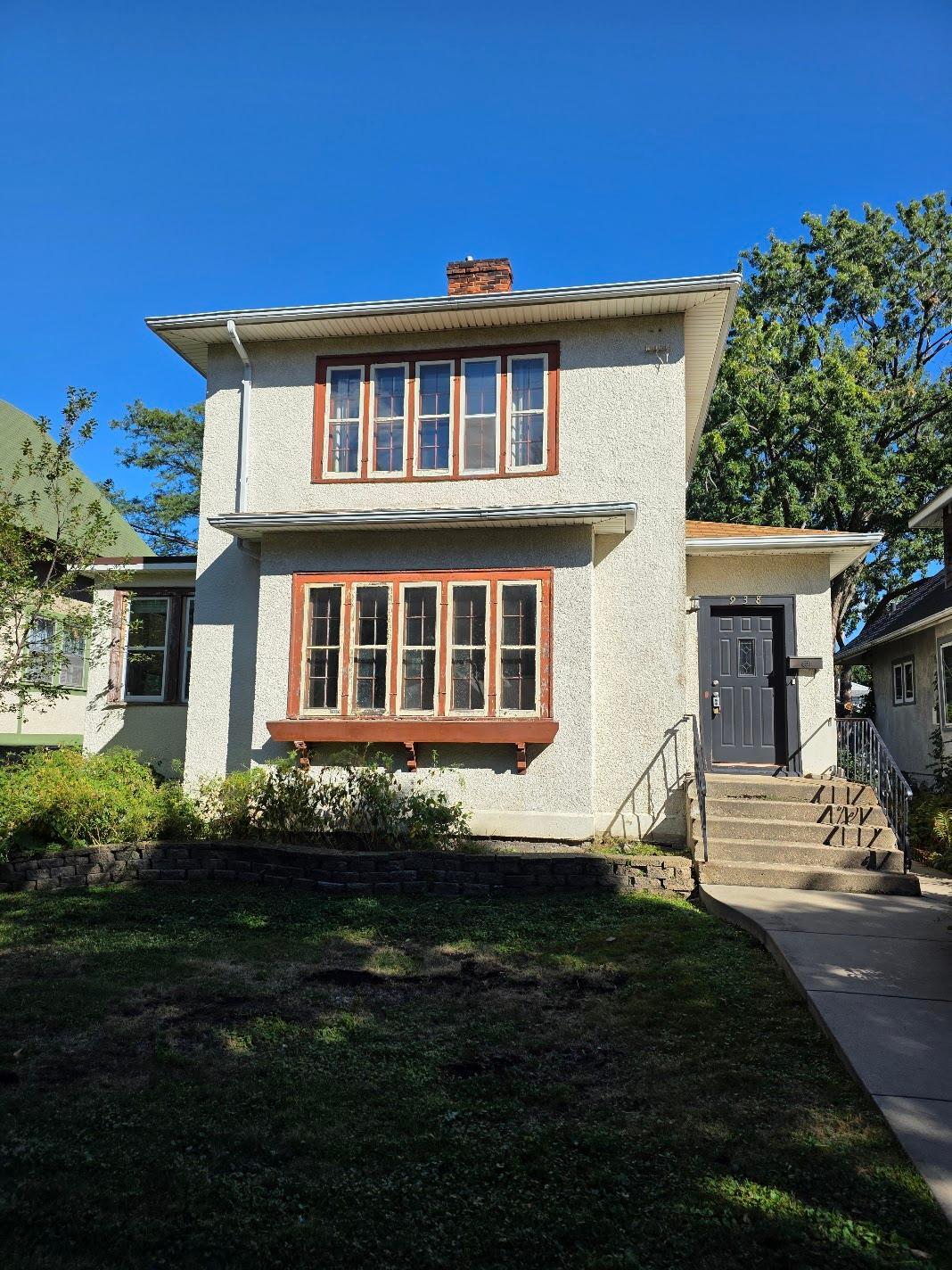 938 17th Avenue Se Property Photo 1
