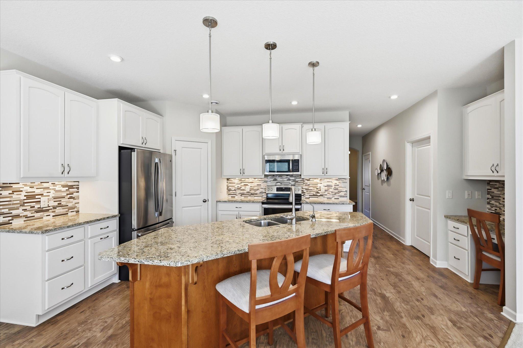 8773 Irving Boulevard N Property Photo 1