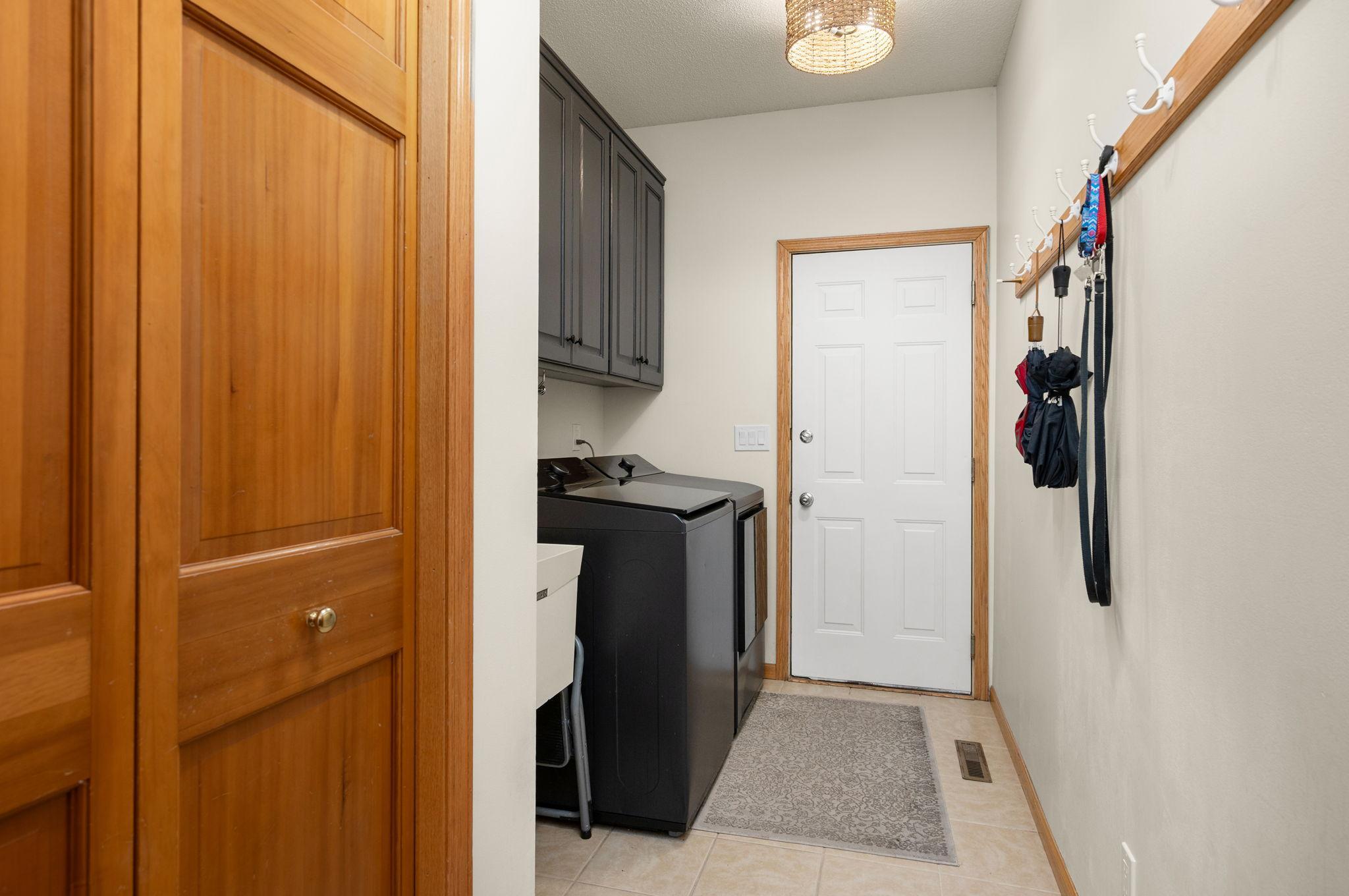 21448 Pointe Drive Property Photo 33