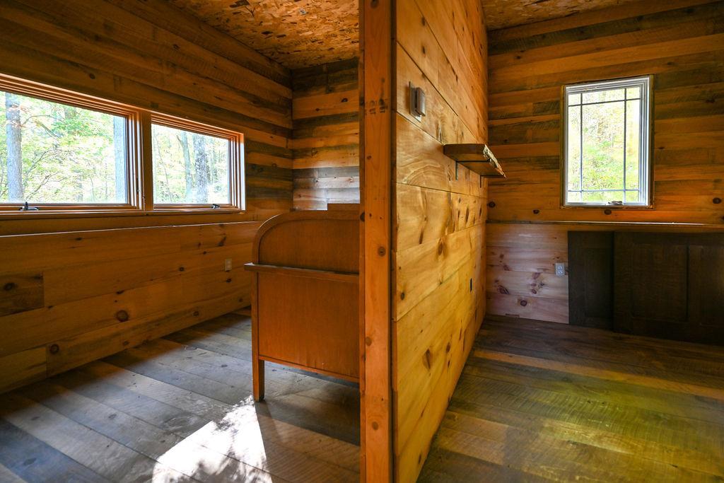6200 Highway 70 Property Photo 15