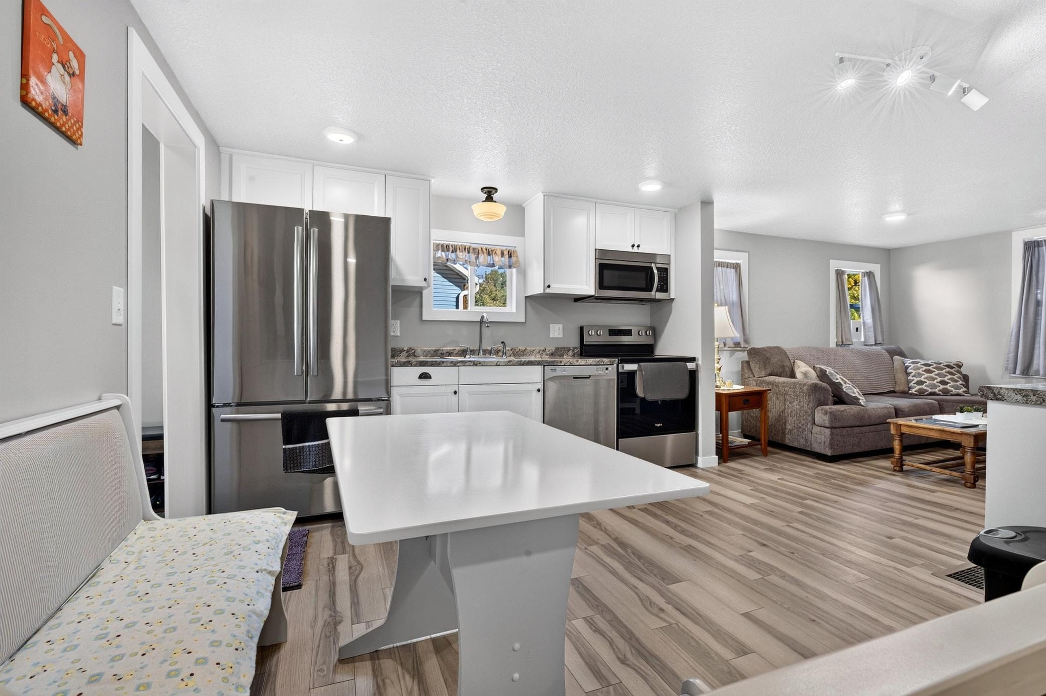 207 4th Street Ne Property Photo 11